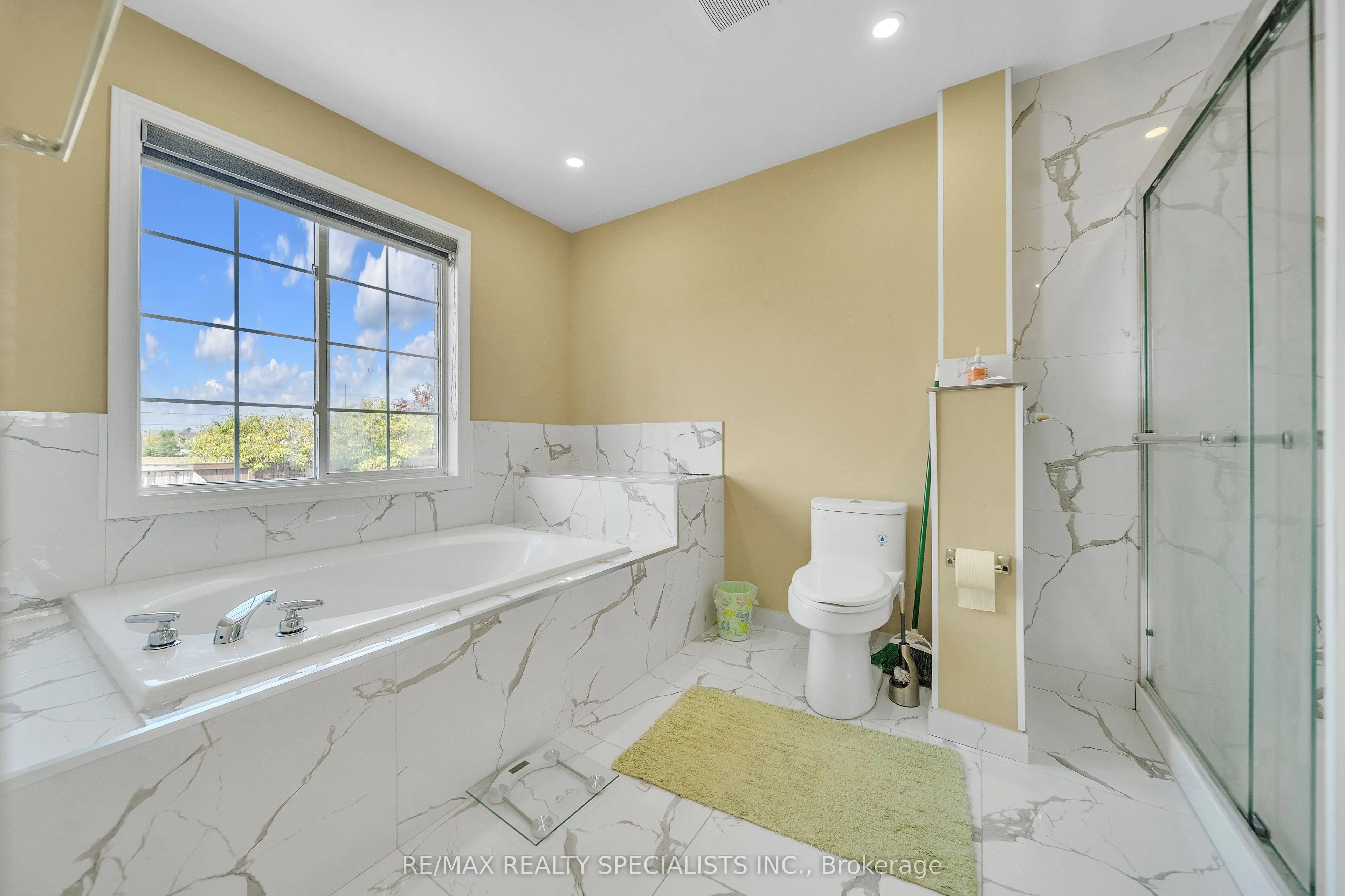 8 Gander Crescent