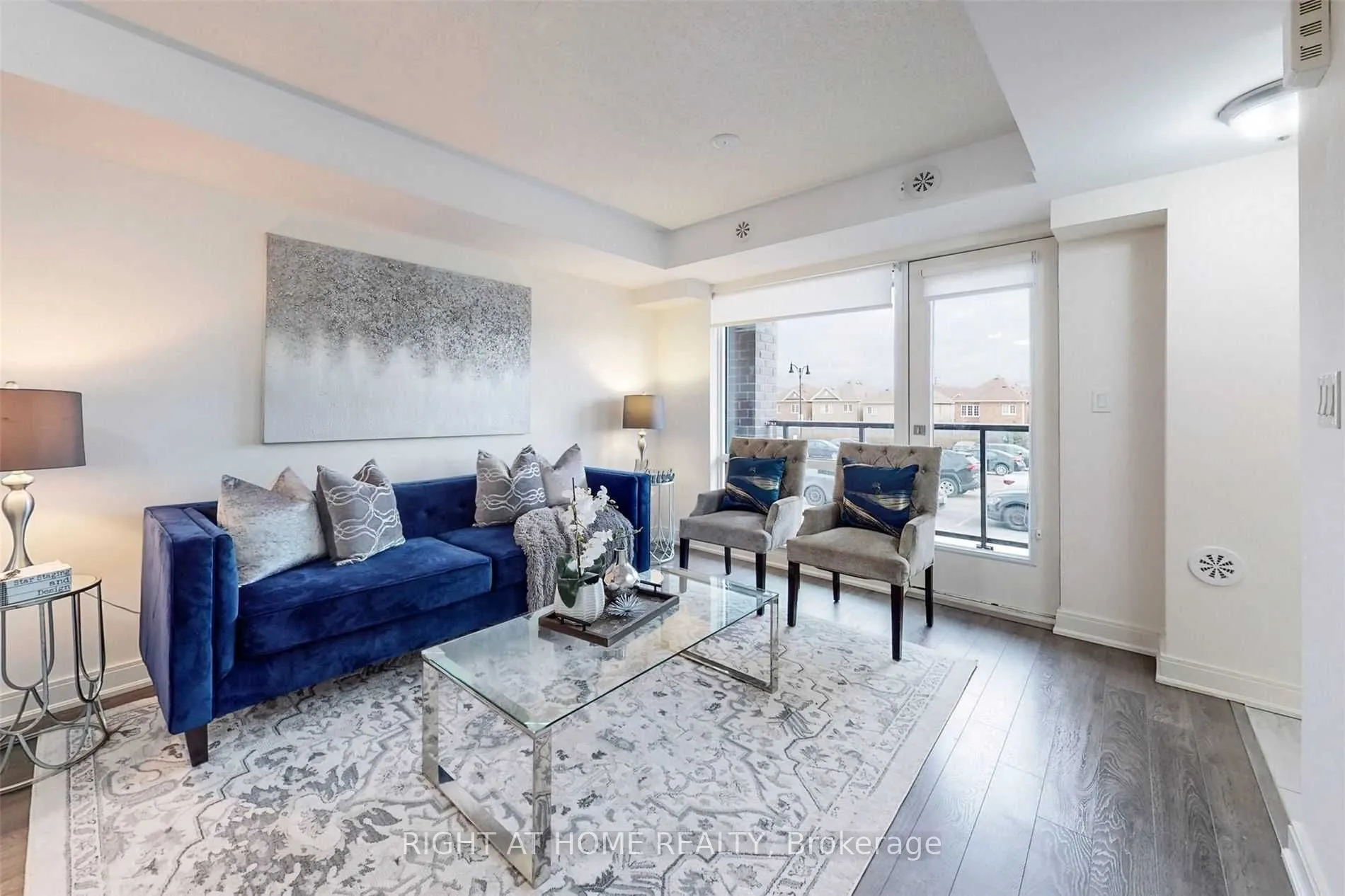 100 Dufay Road, #82