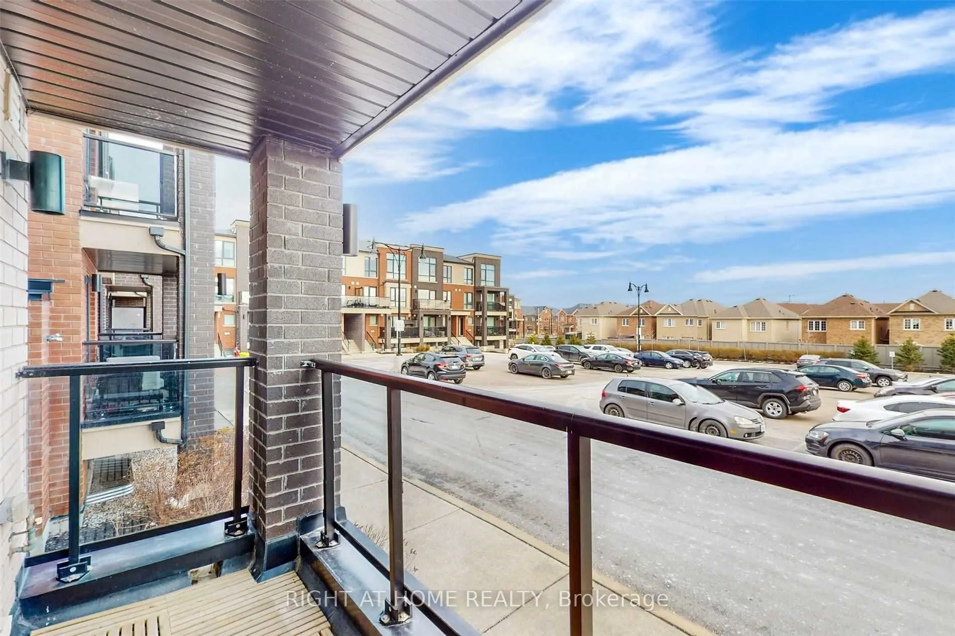 100 Dufay Road, #82