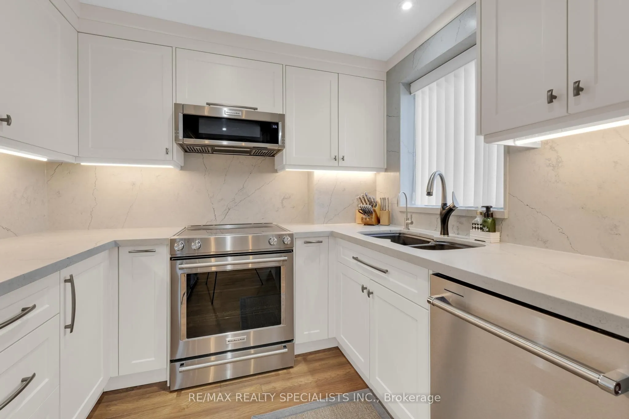 4235 Sherwoodtowne Boulevard, #1808