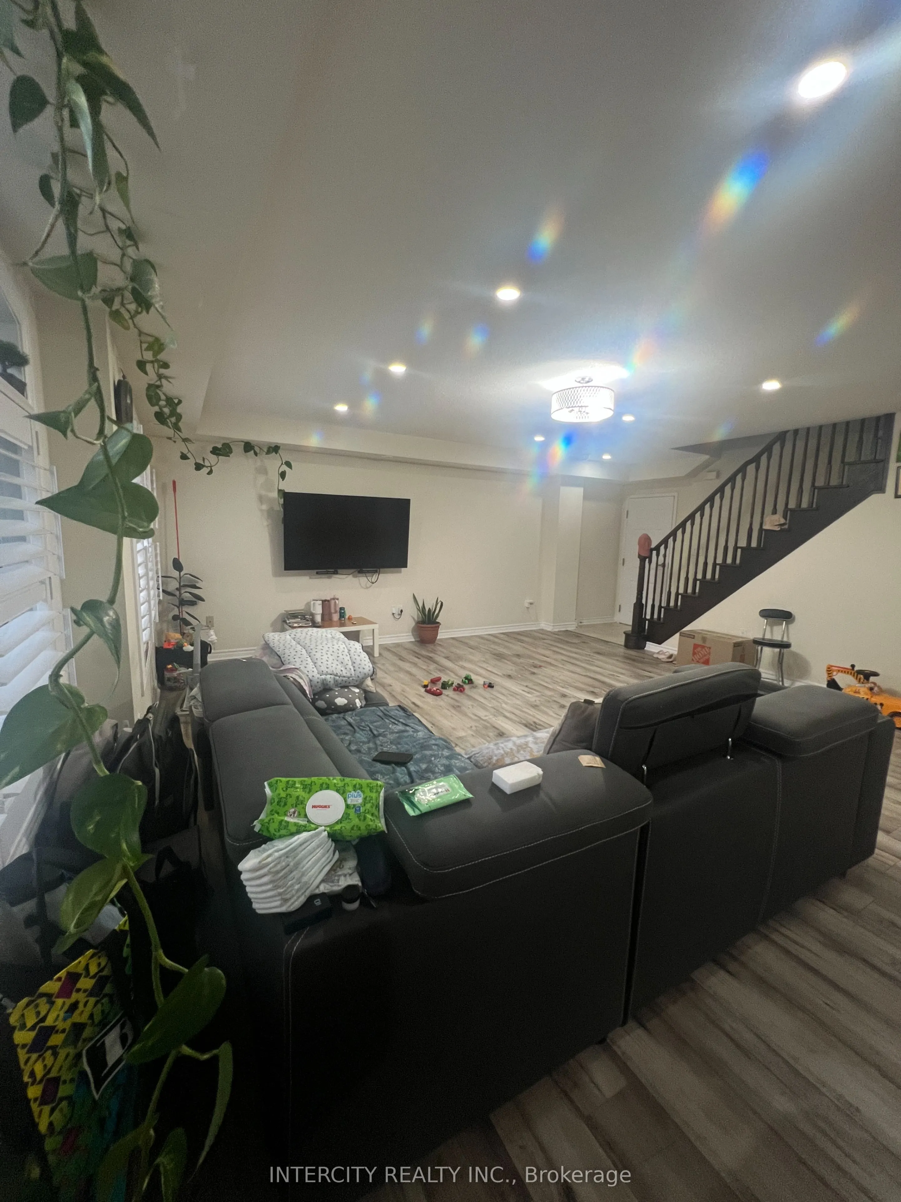 200 Veterans Drive E, #100