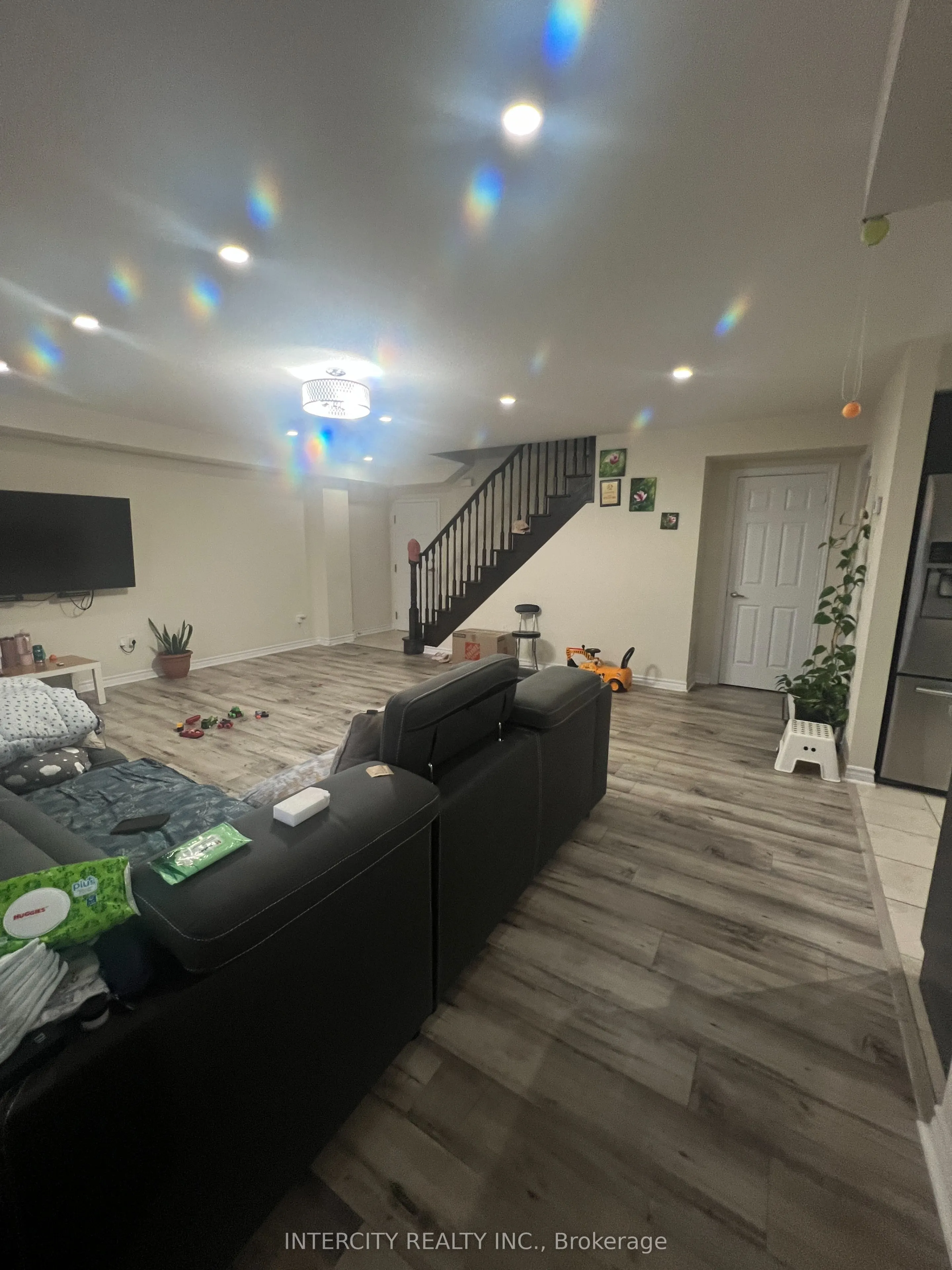 200 Veterans Drive E, #100
