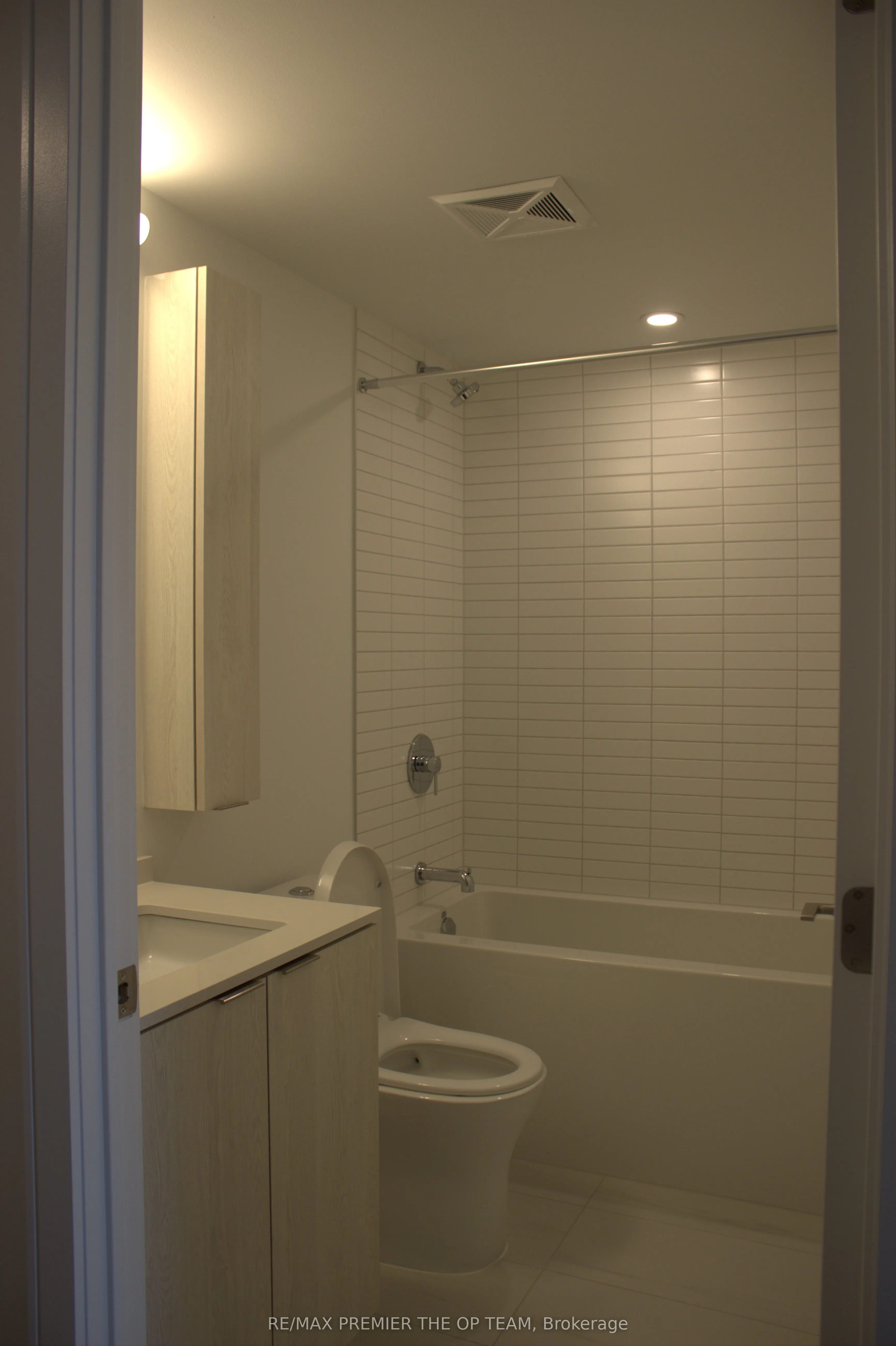 3009 Novar Road, #1520