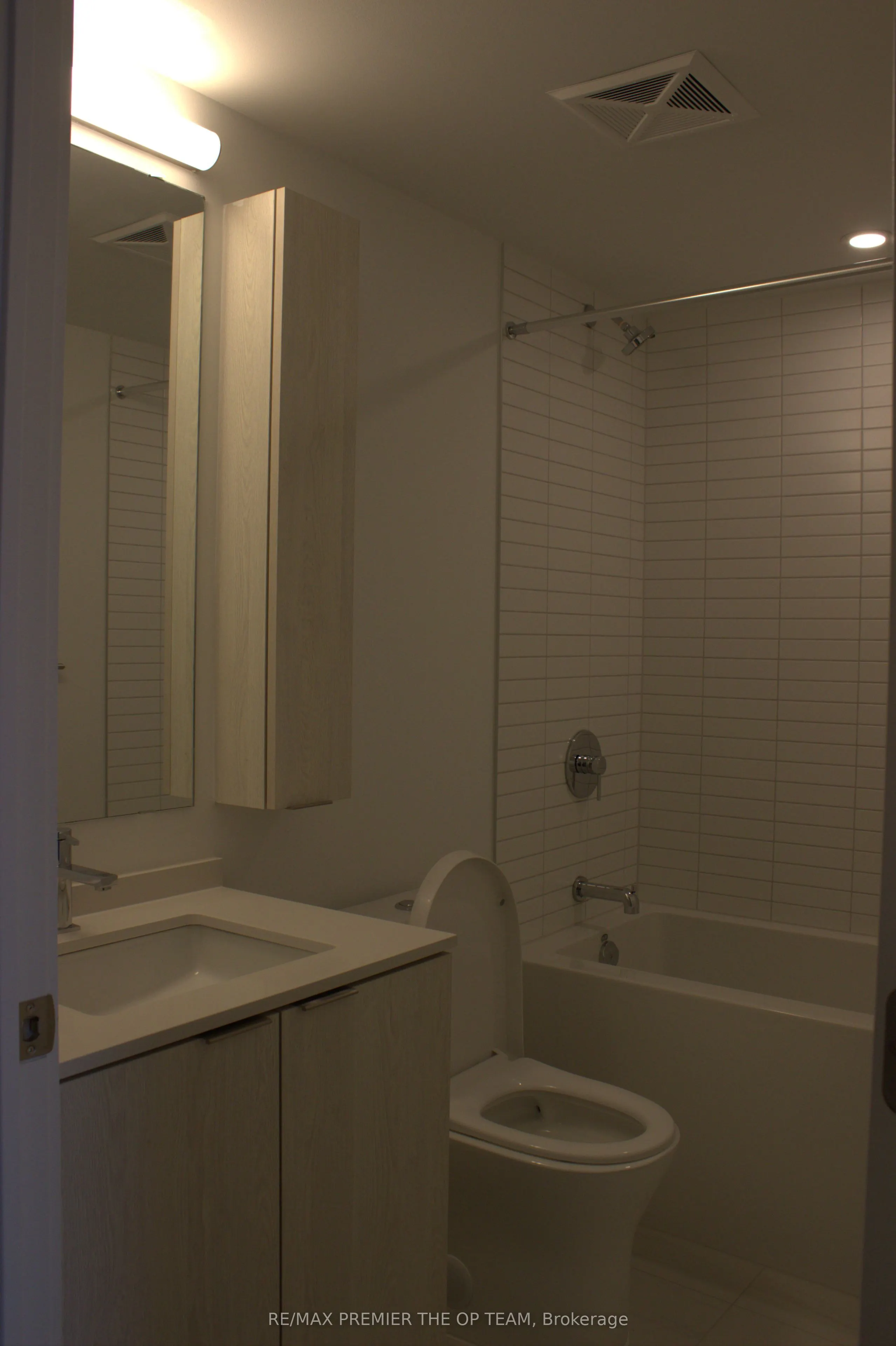 3009 Novar Road, #1520