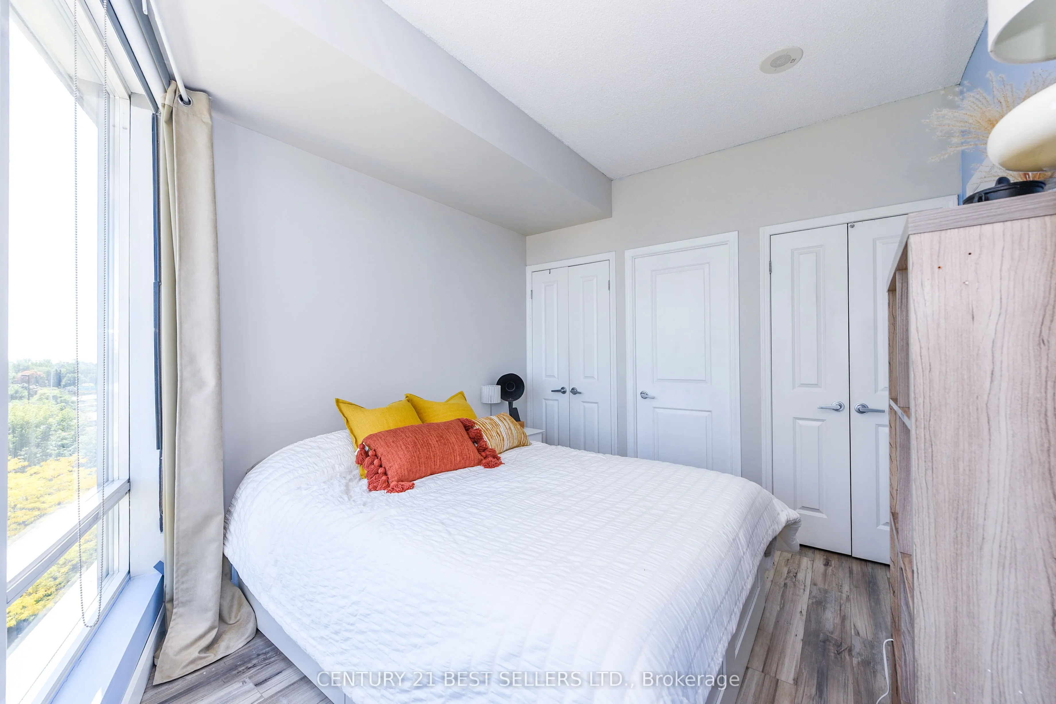 15 Windermere Avenue, #609
