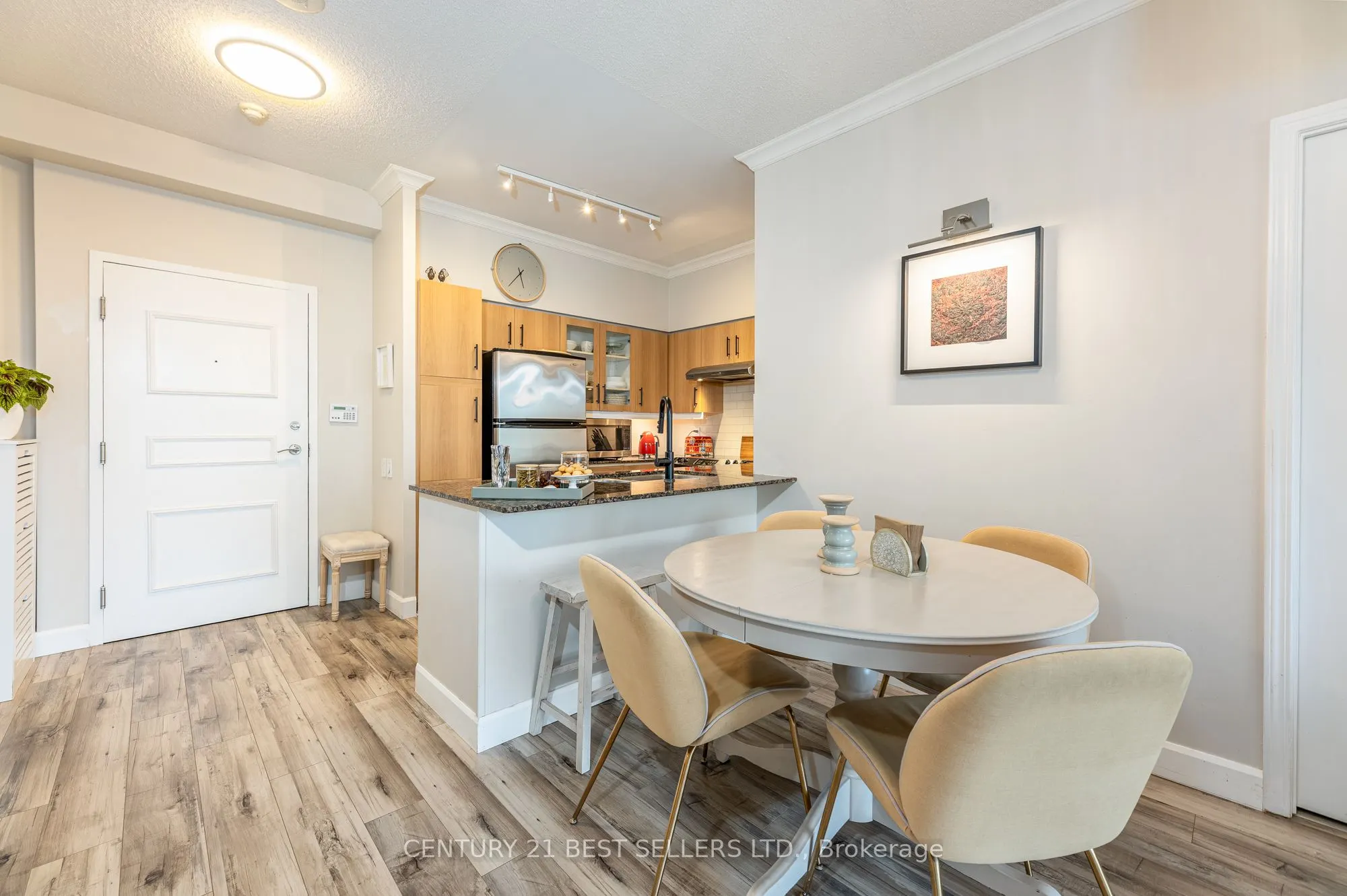 15 Windermere Avenue, #609