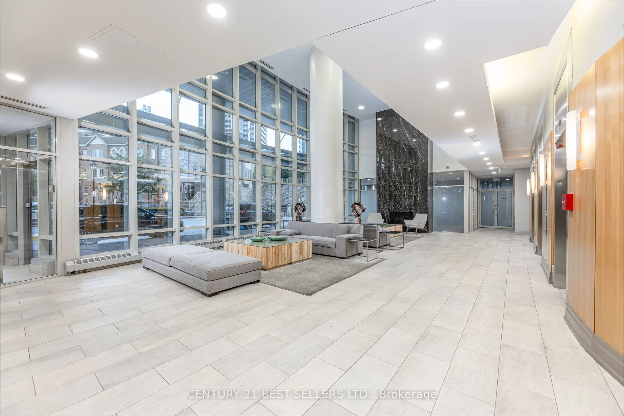 15 Windermere Avenue, #609