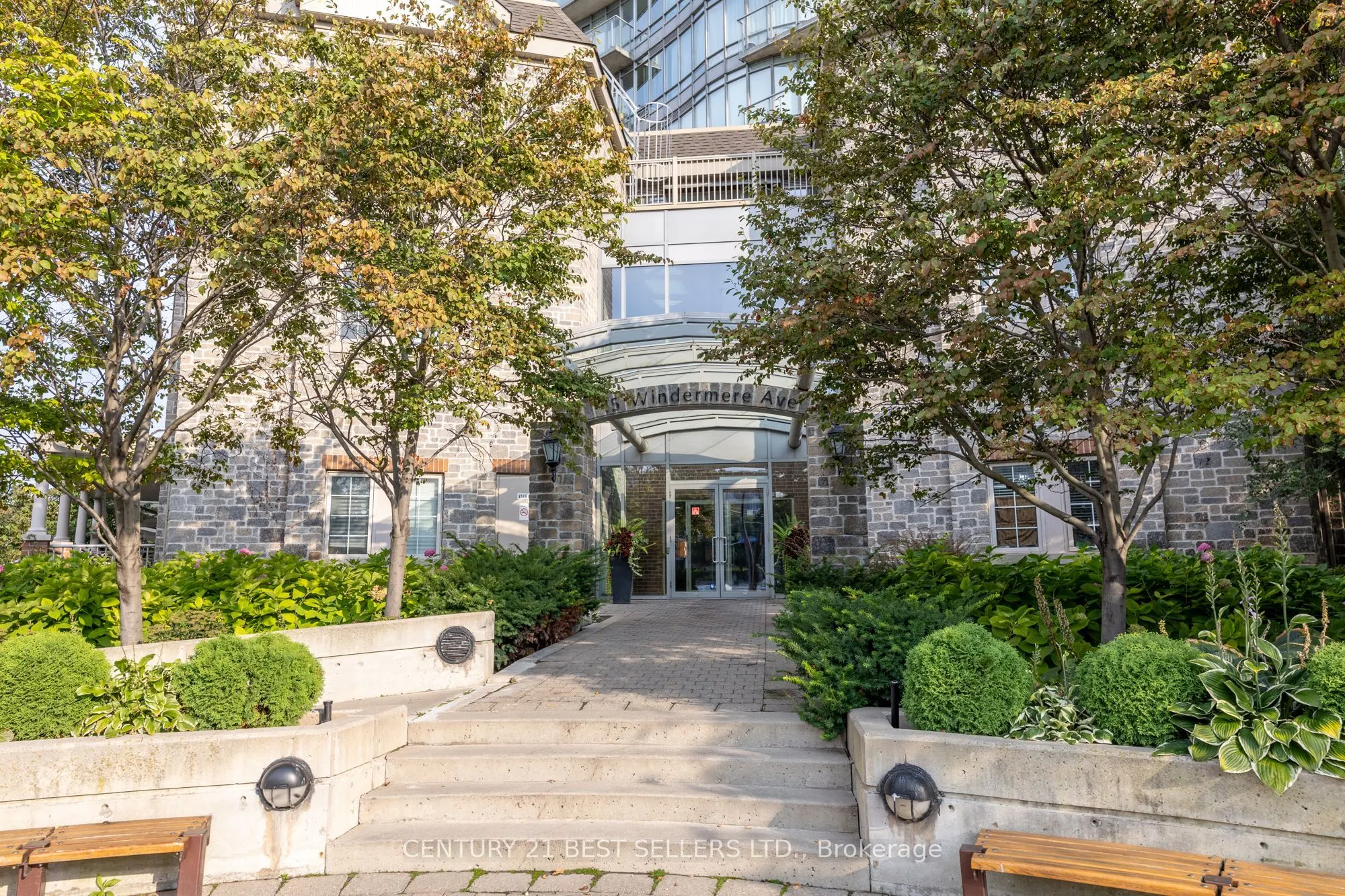 15 Windermere Avenue, #609