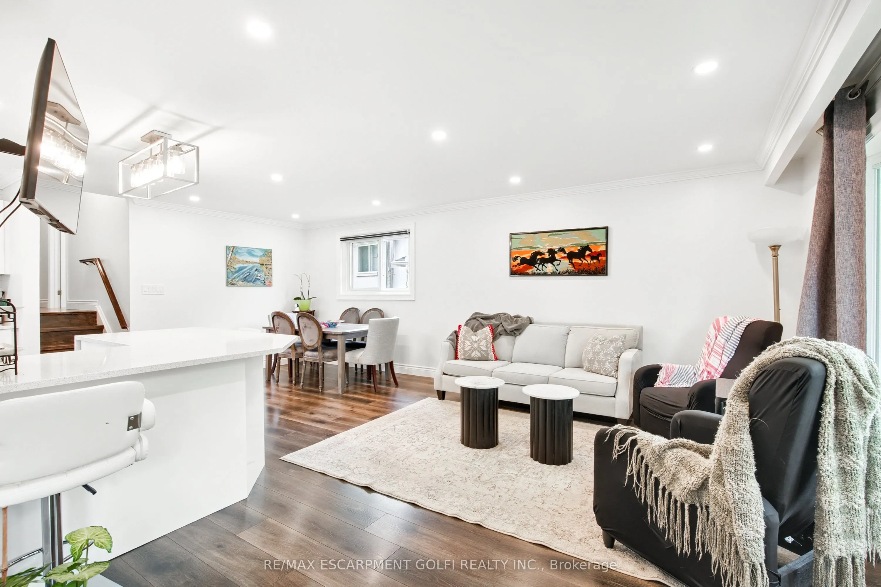 3202 Centennial Drive