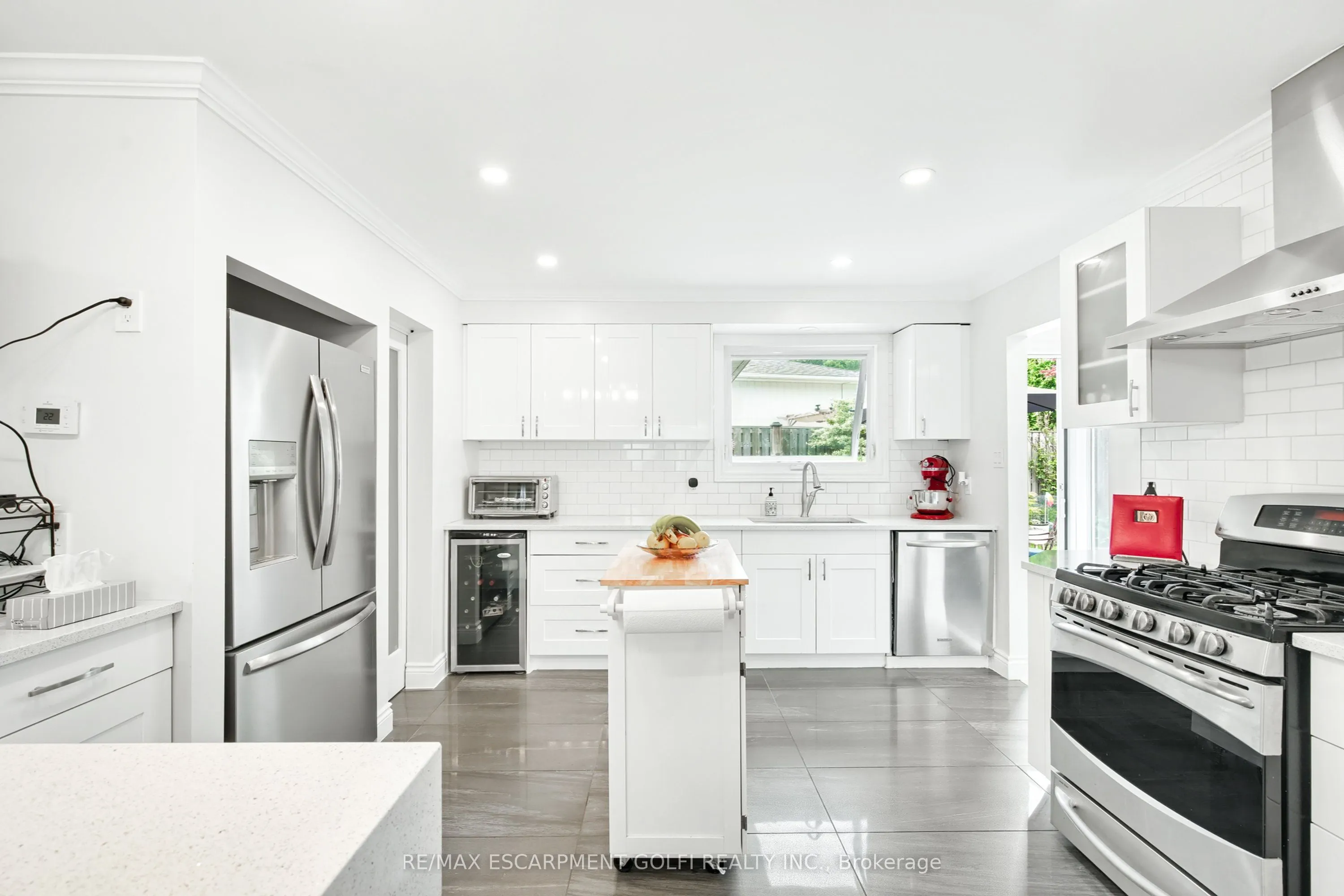 3202 Centennial Drive