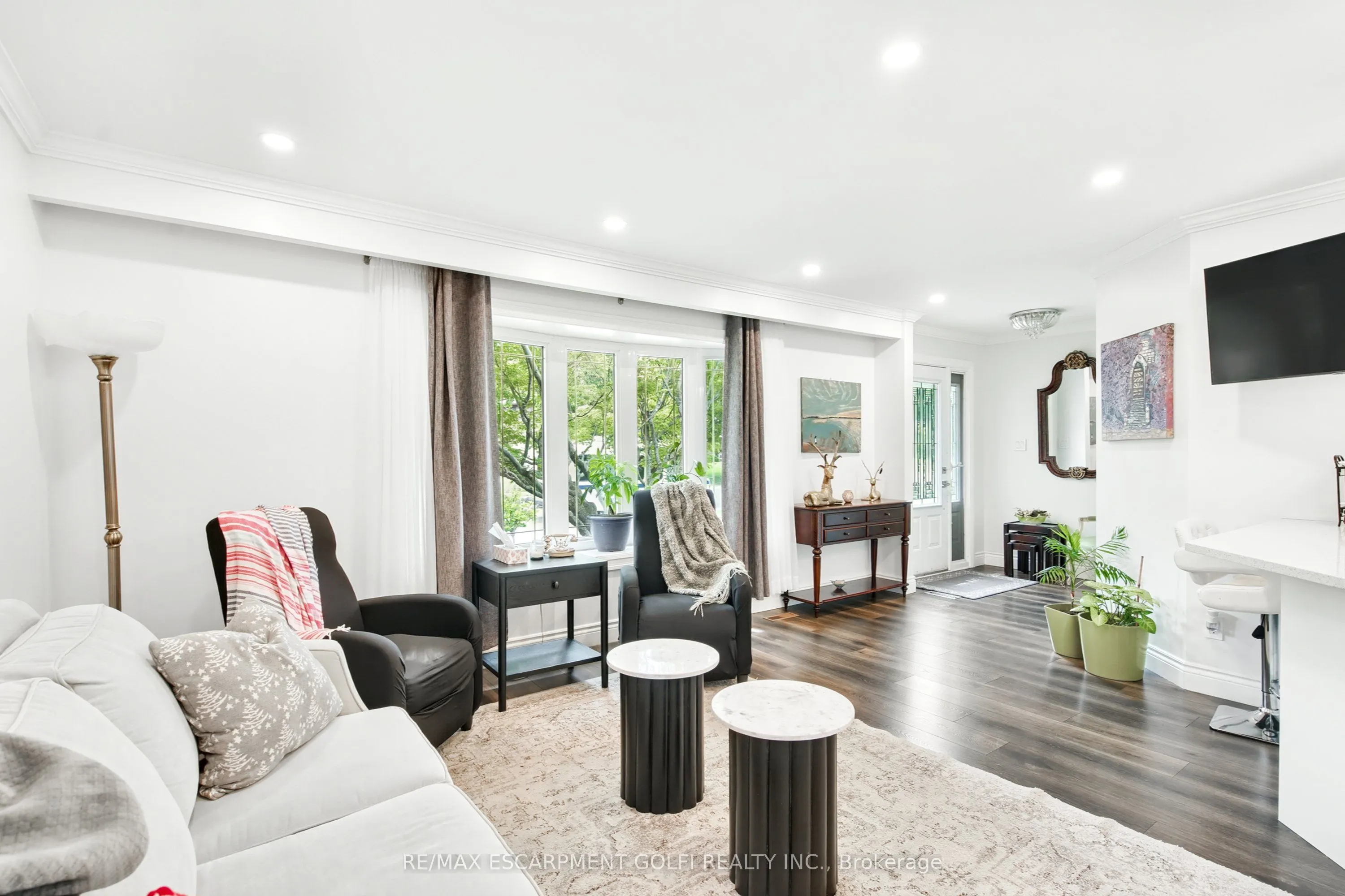 3202 Centennial Drive
