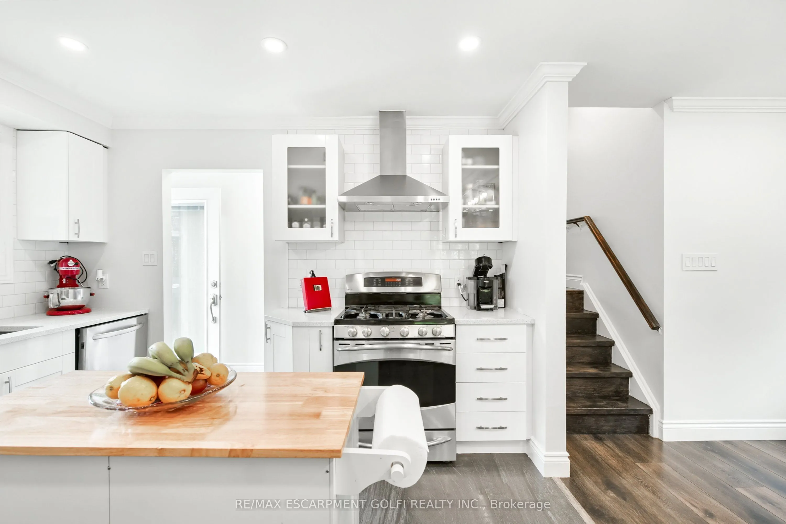3202 Centennial Drive
