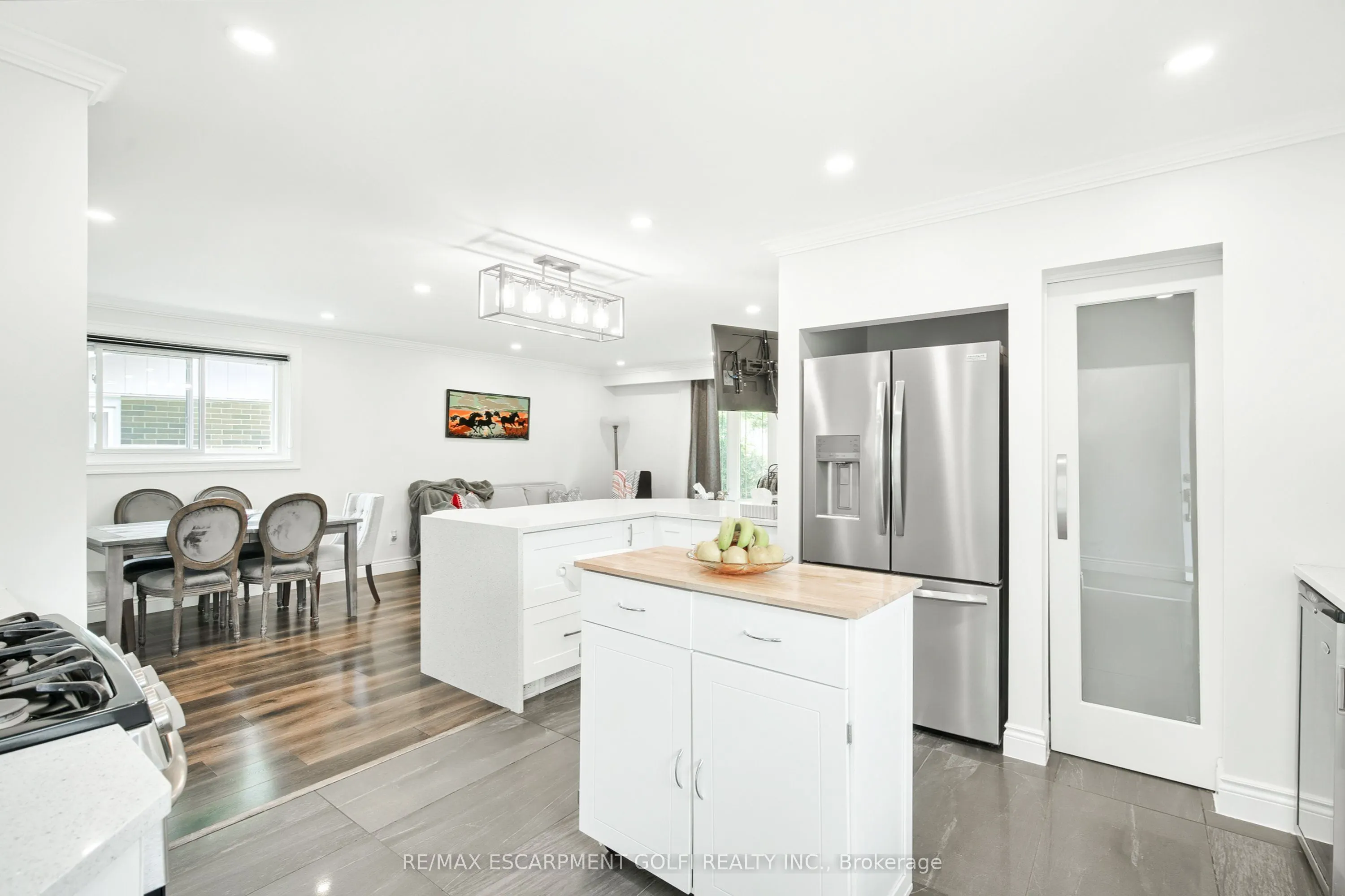 3202 Centennial Drive