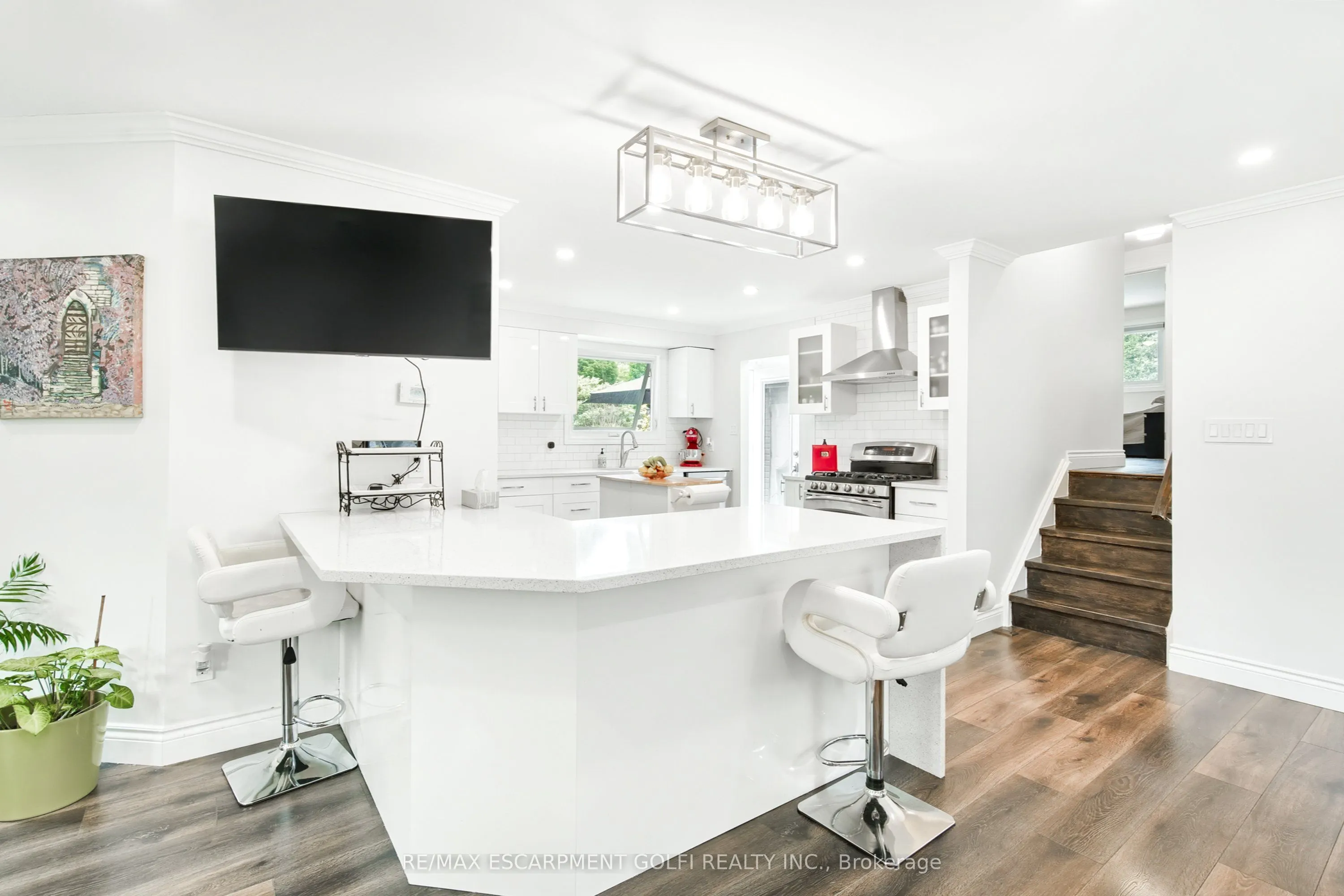 3202 Centennial Drive