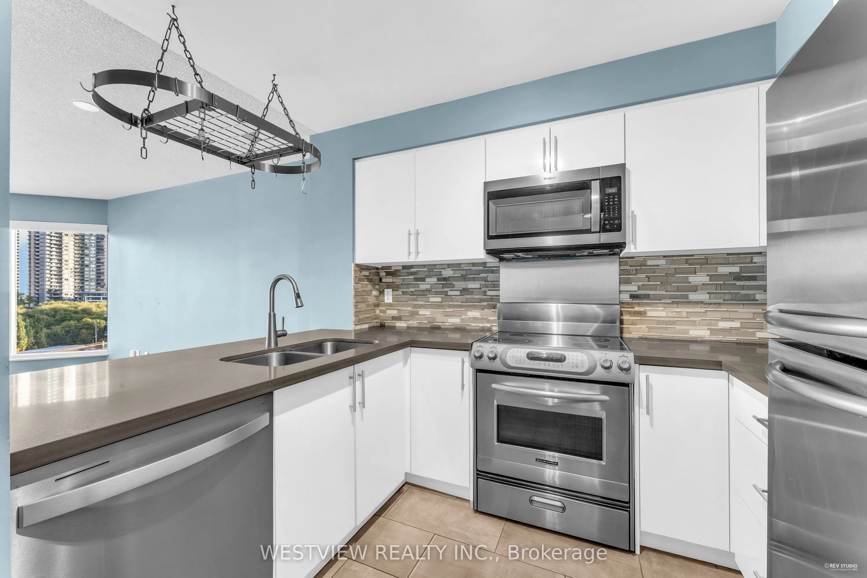 2269 Lake Shore Boulevard W, #1002