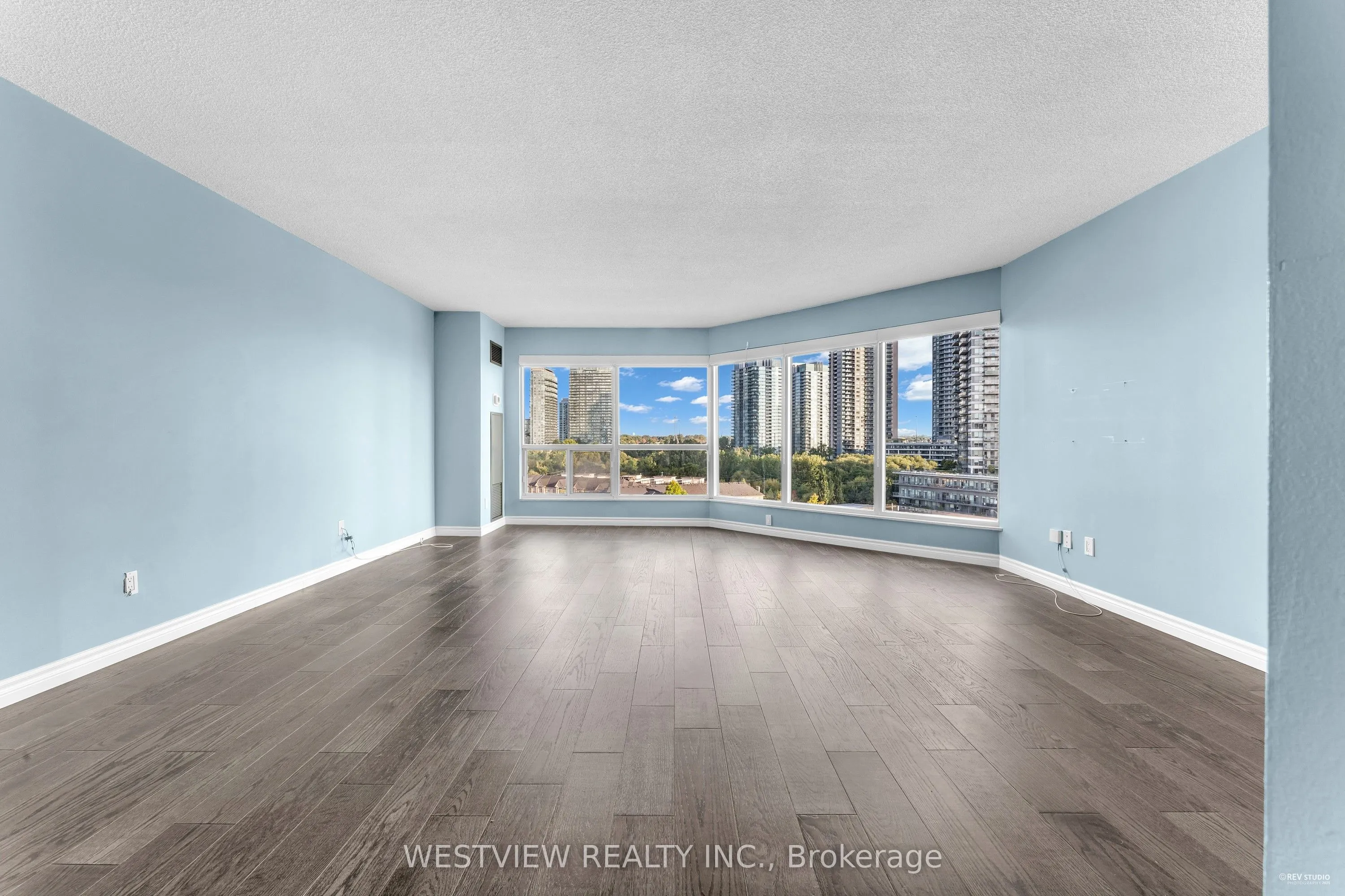 2269 Lake Shore Boulevard W, #1002