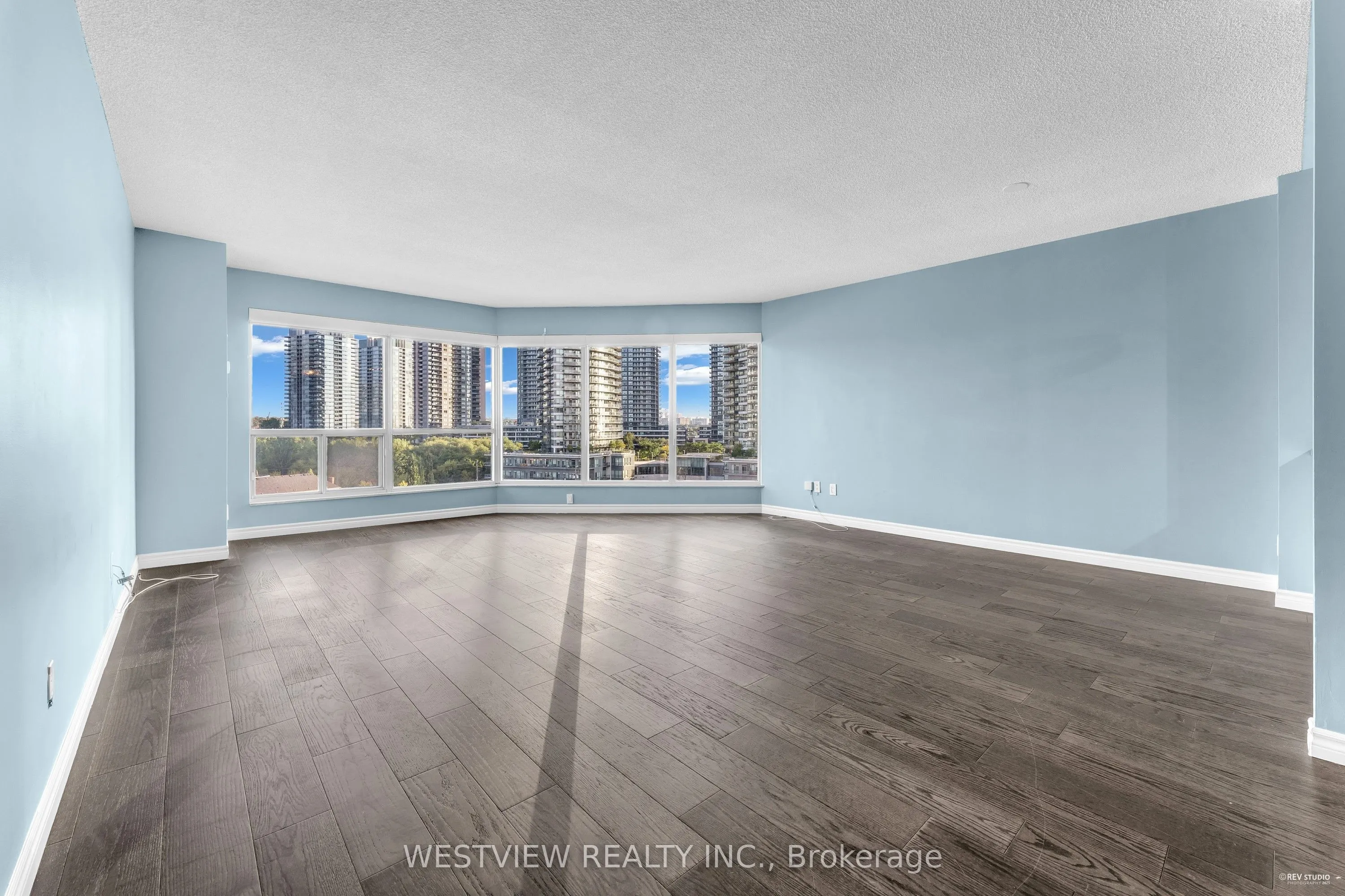 2269 Lake Shore Boulevard W, #1002