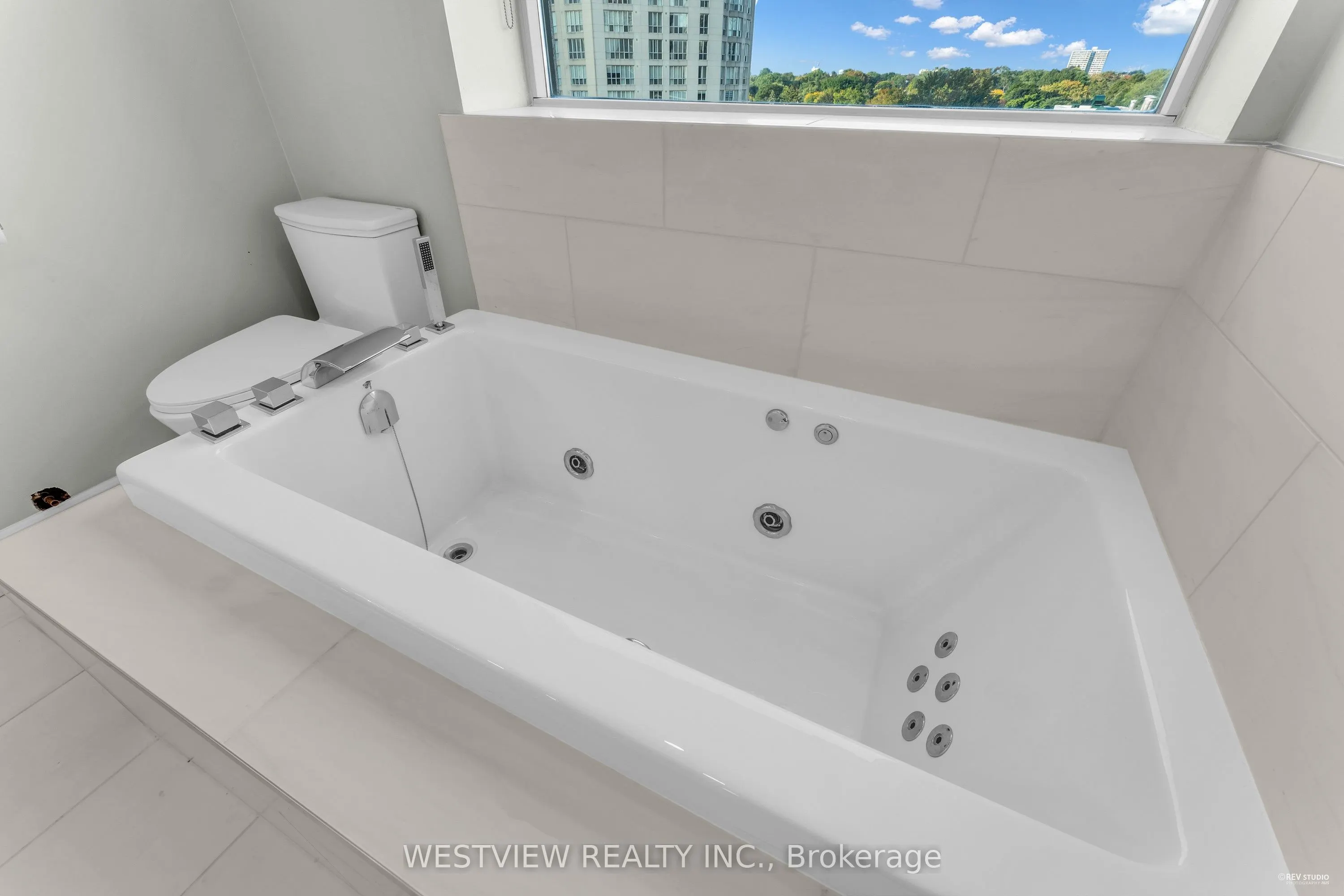 2269 Lake Shore Boulevard W, #1002
