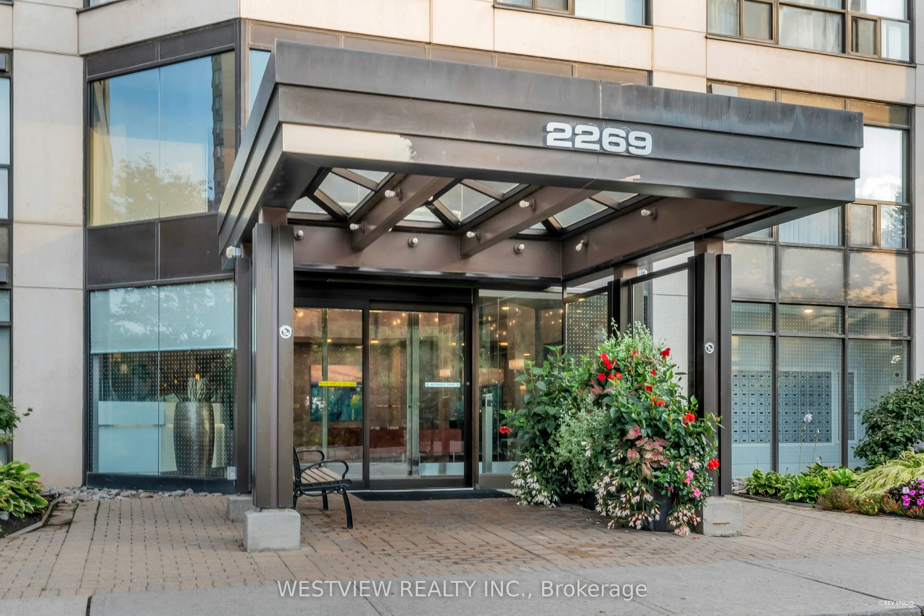 2269 Lake Shore Boulevard W, #1002