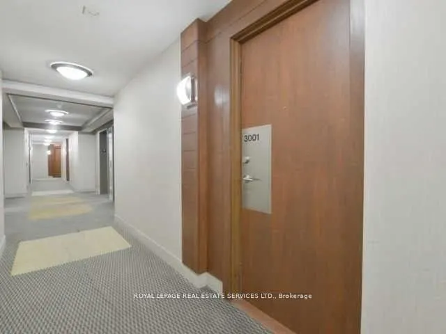 310 Burnhamthorpe Road W, #3001