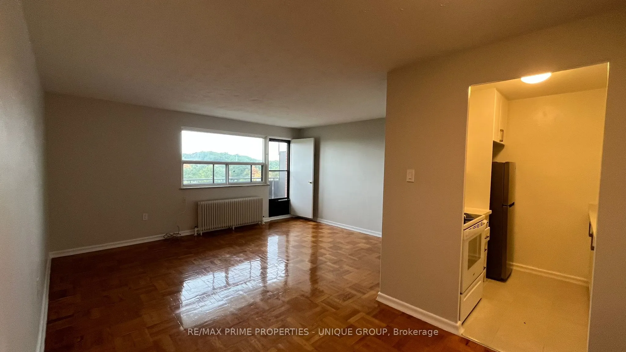 1305 Wilson Avenue, #807