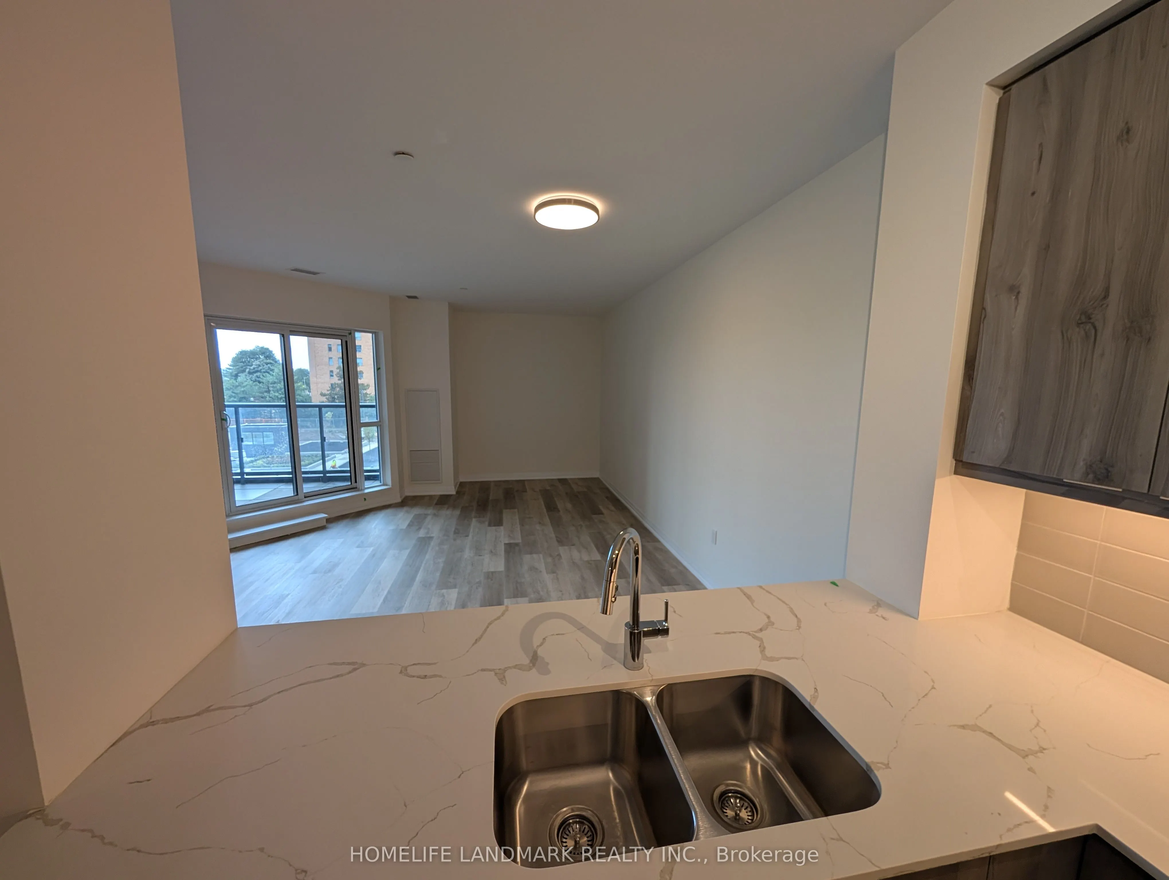 15 Watergarden Drive, #213