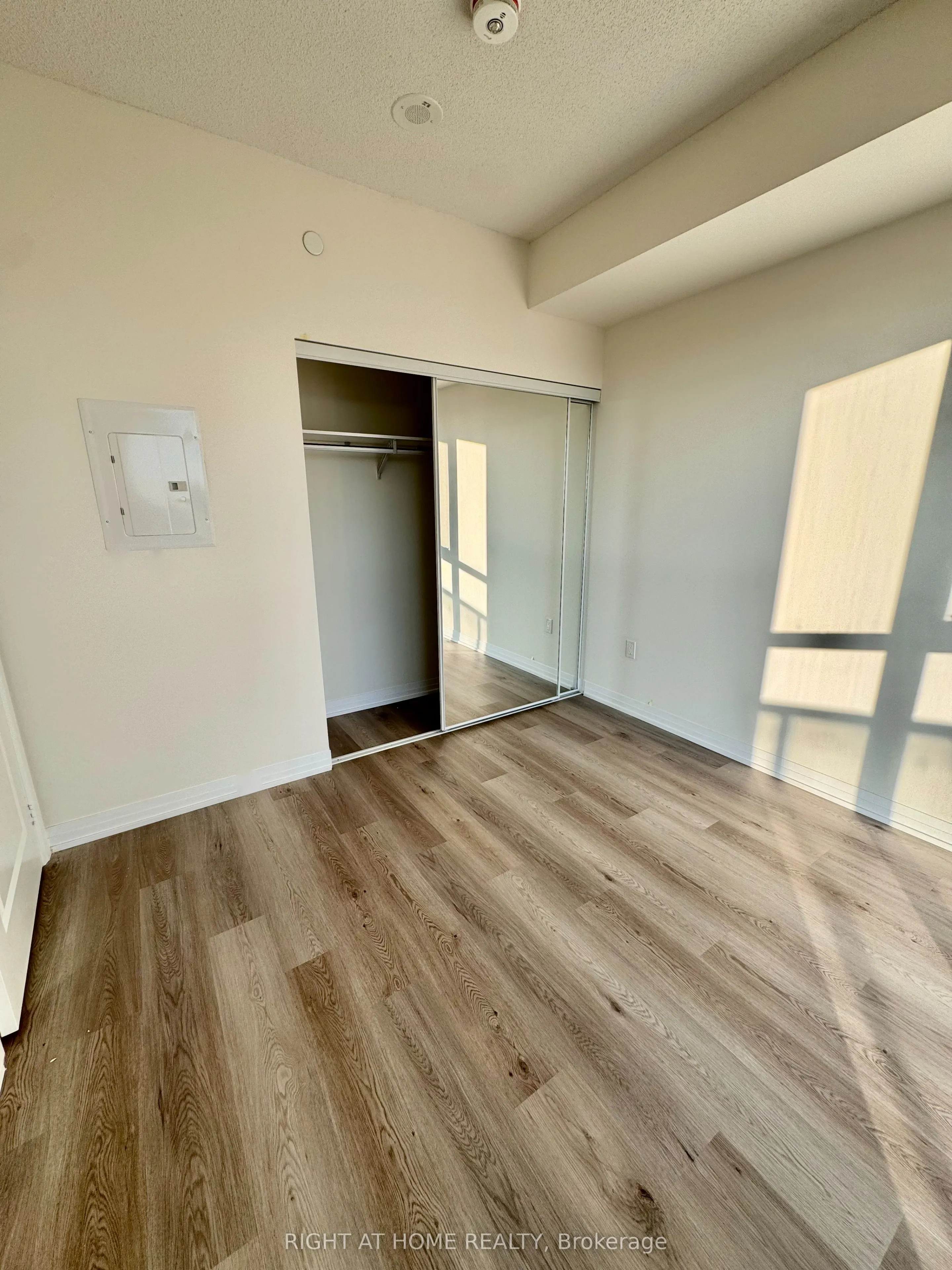 15 Watergarden Drive, #324