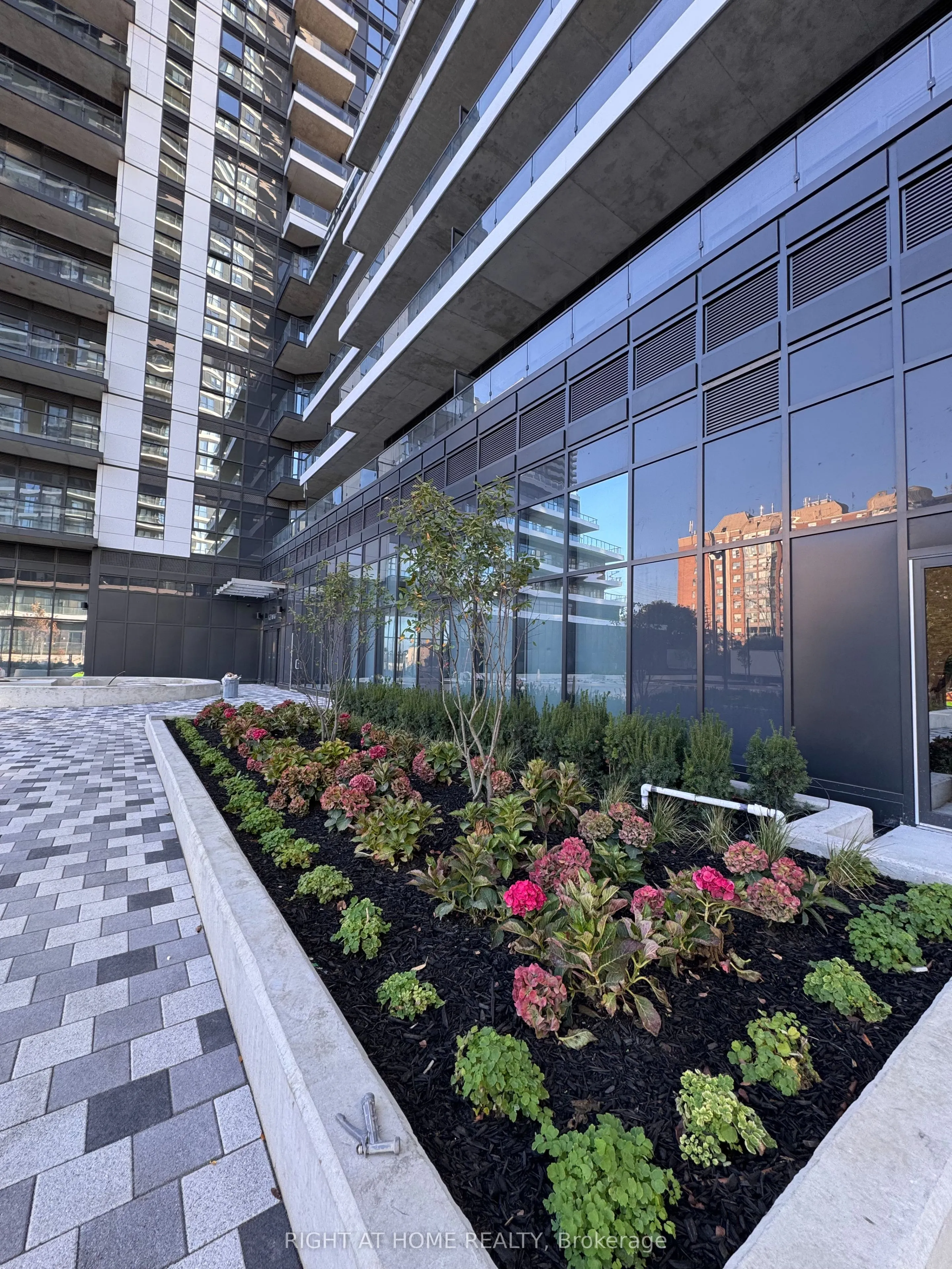 15 Watergarden Drive, #324