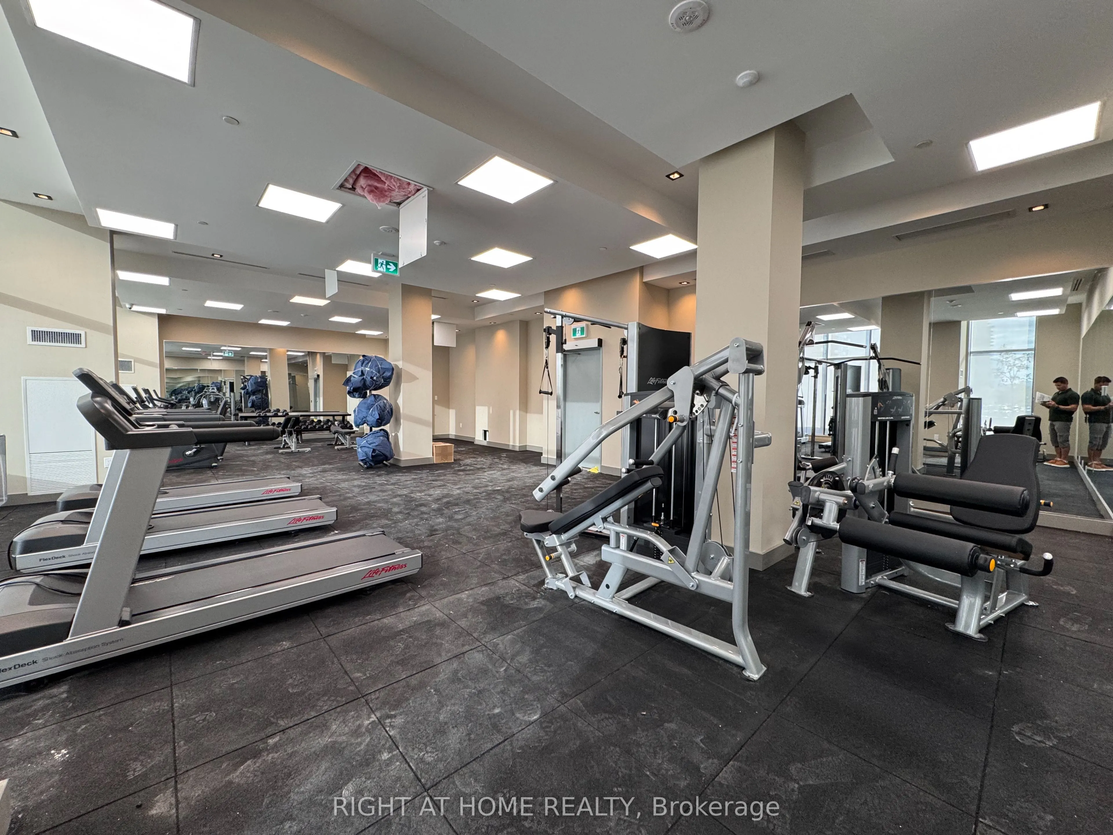 15 Watergarden Drive, #324