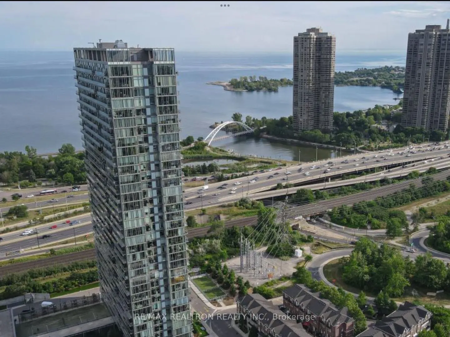 105 The Queensway Avenue, #2701