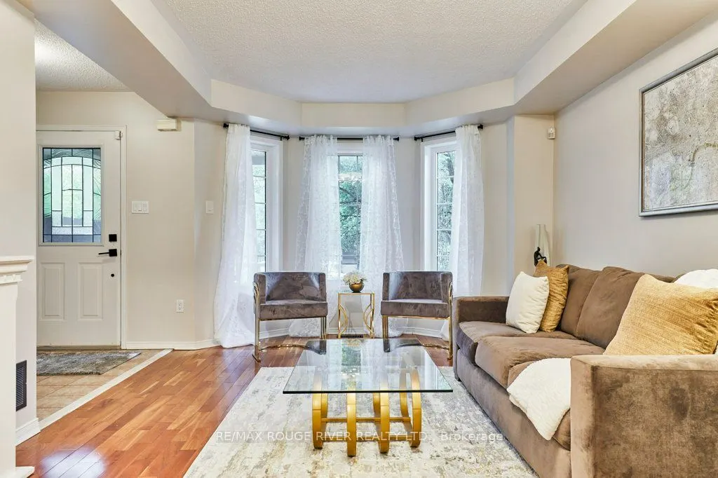 104 Roxton Road