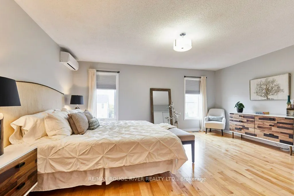 104 Roxton Road
