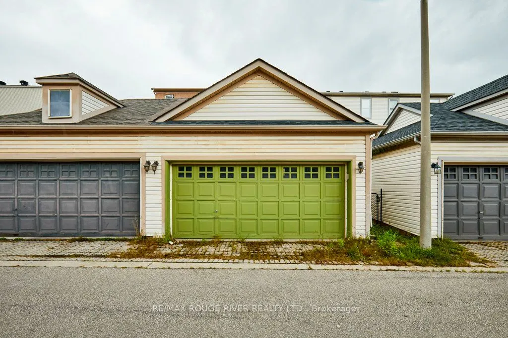 104 Roxton Road