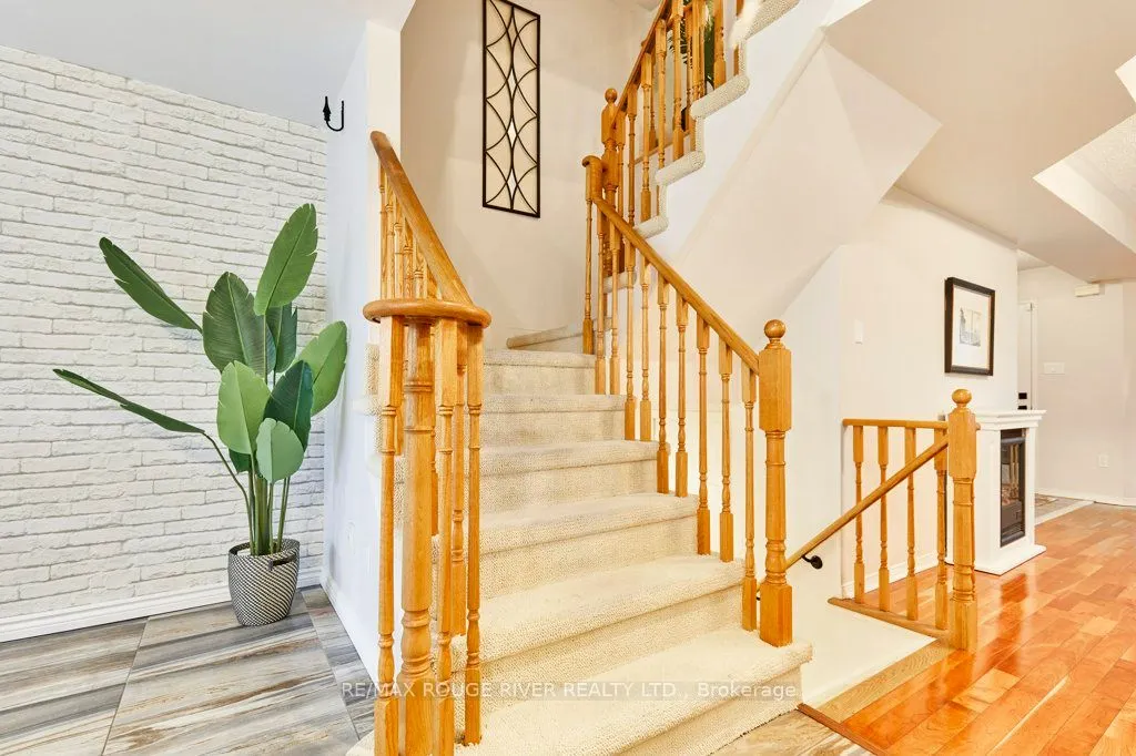 104 Roxton Road