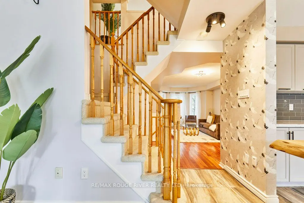 104 Roxton Road