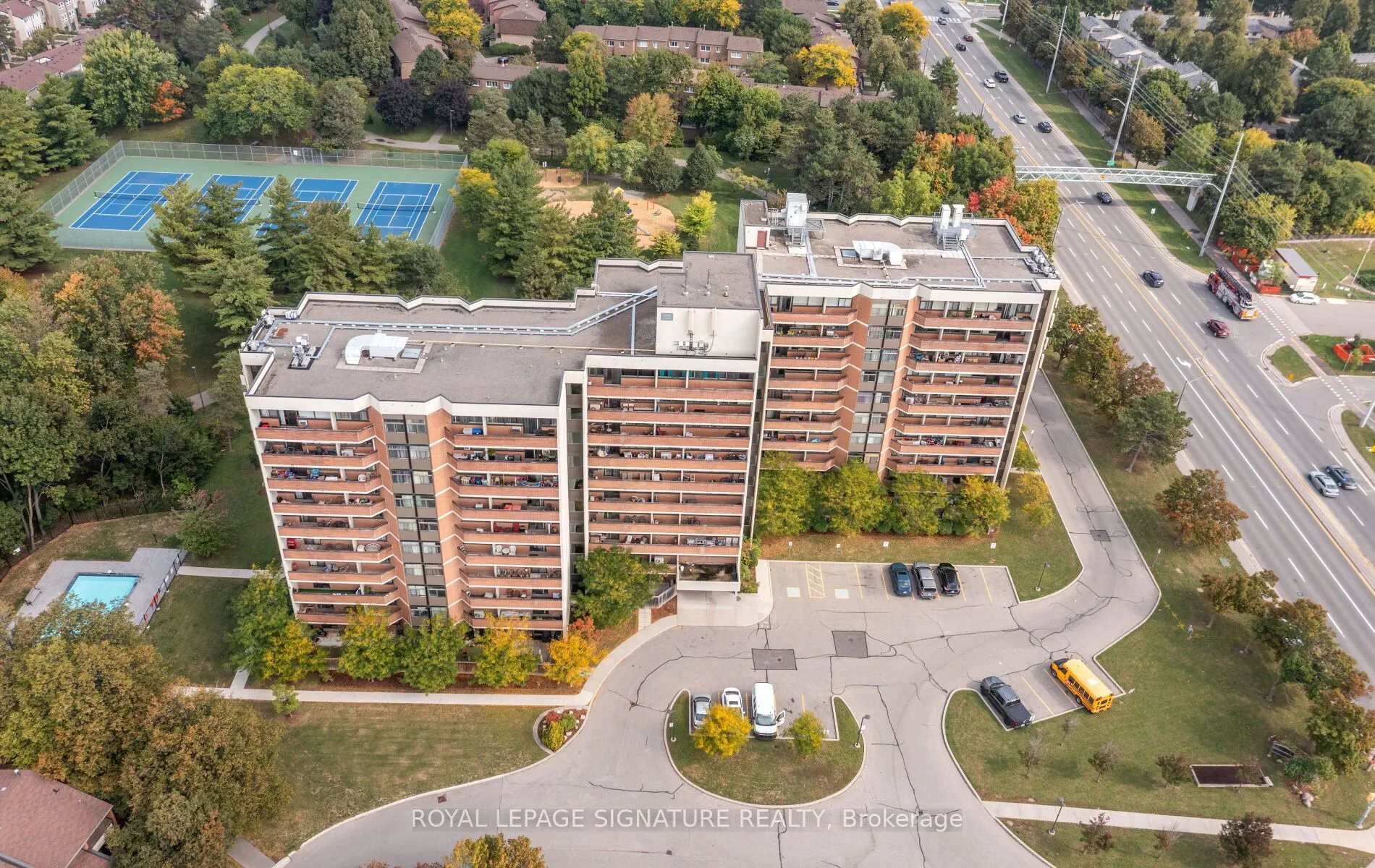 2301 Derry Road W, #1005