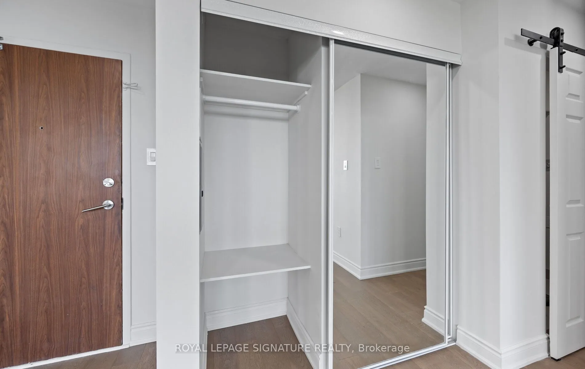 2301 Derry Road W, #1005