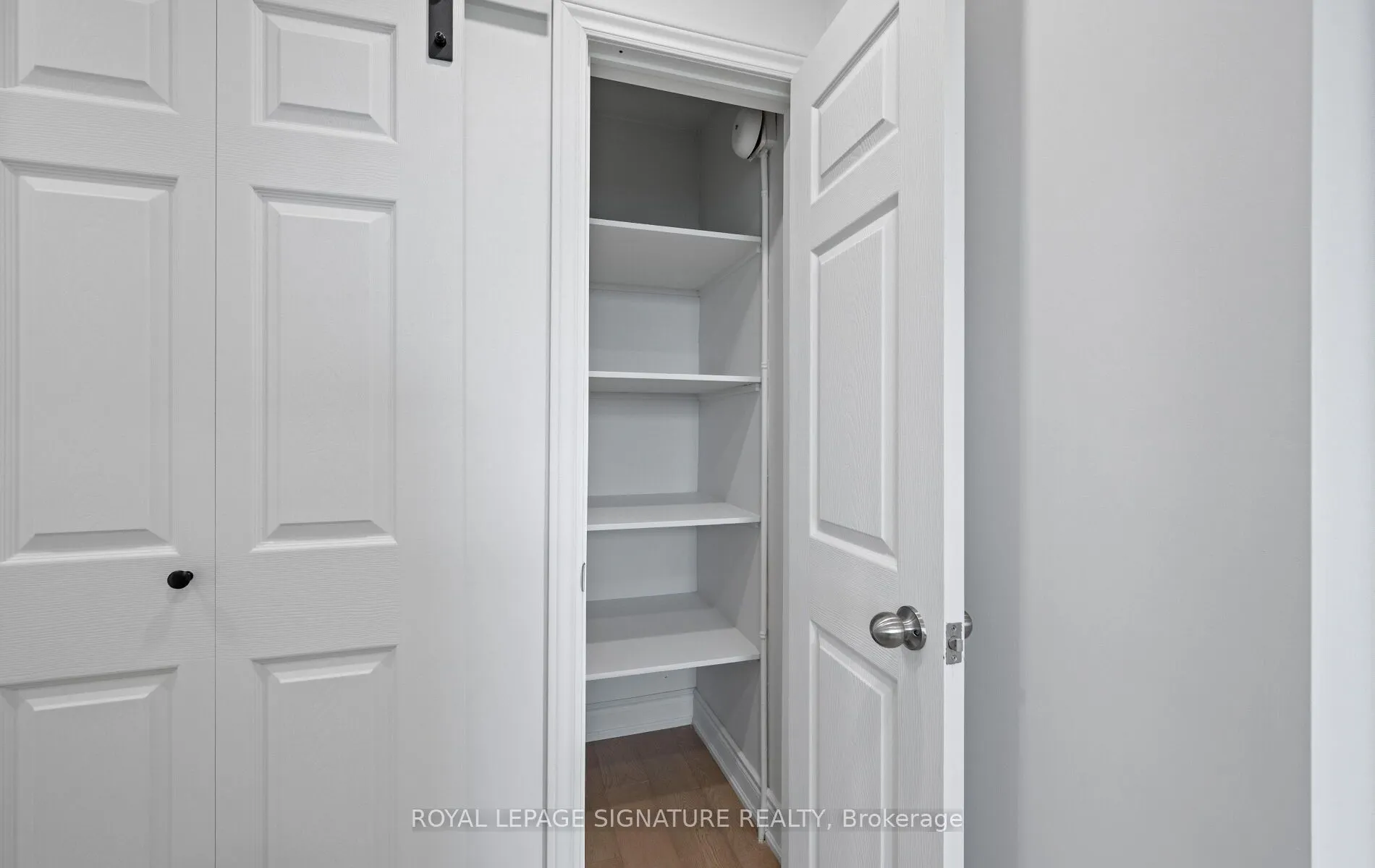 2301 Derry Road W, #1005