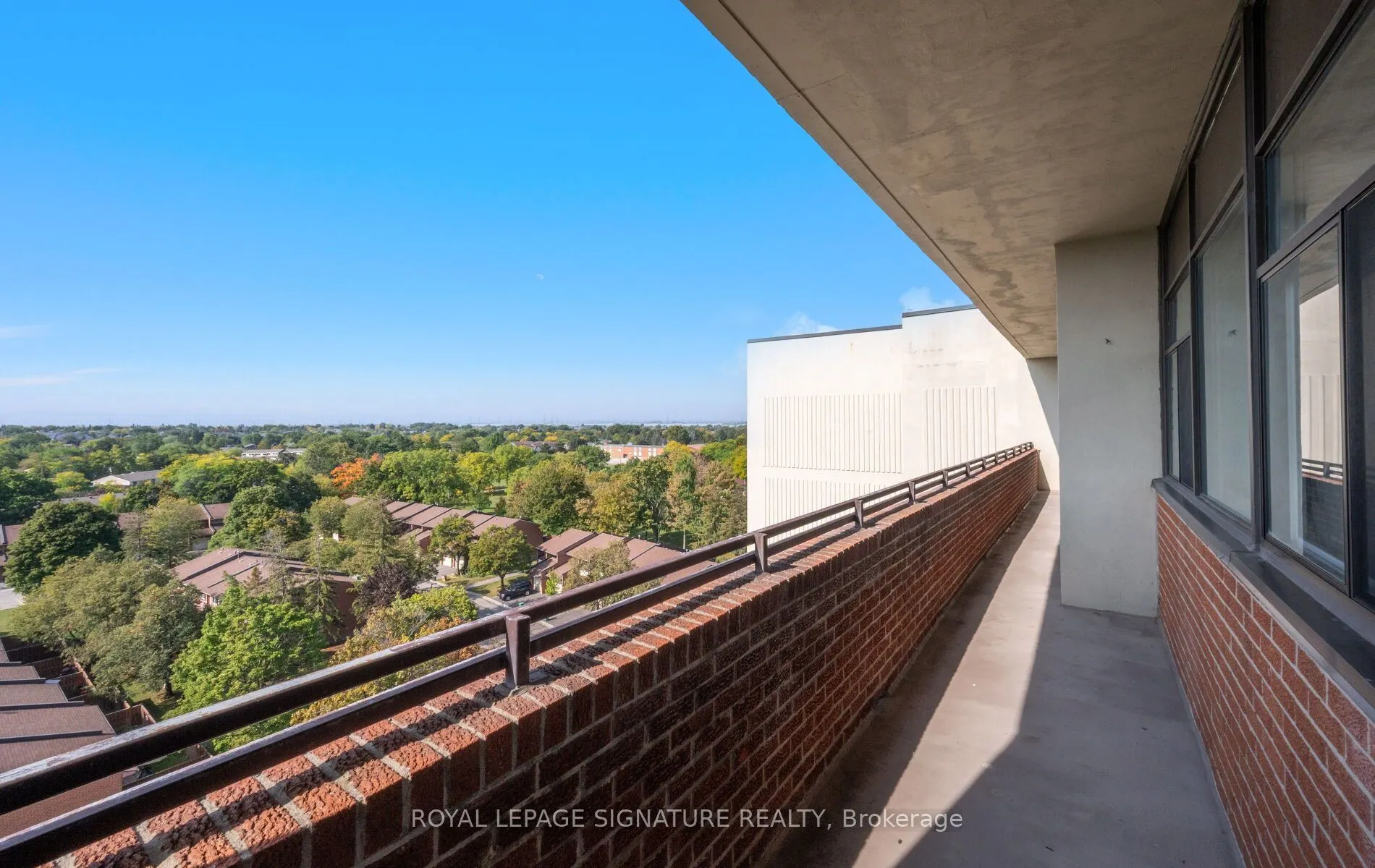 2301 Derry Road W, #1005