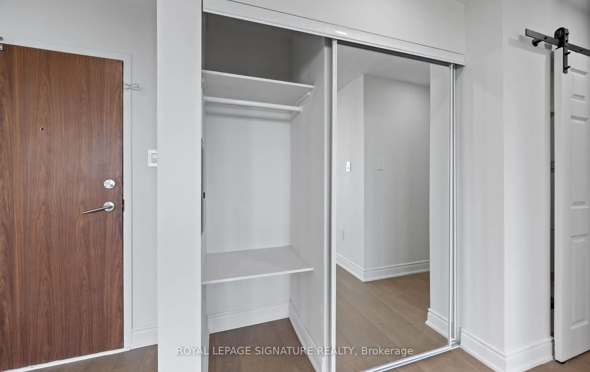 2301 Derry Road W, #1005