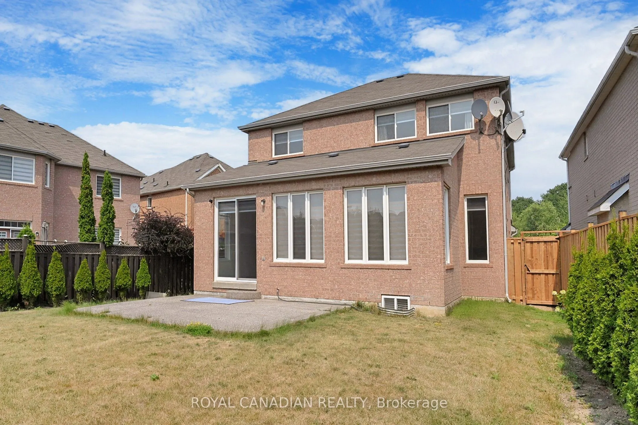 5116 Churchill Meadows Boulevard W, #Upper