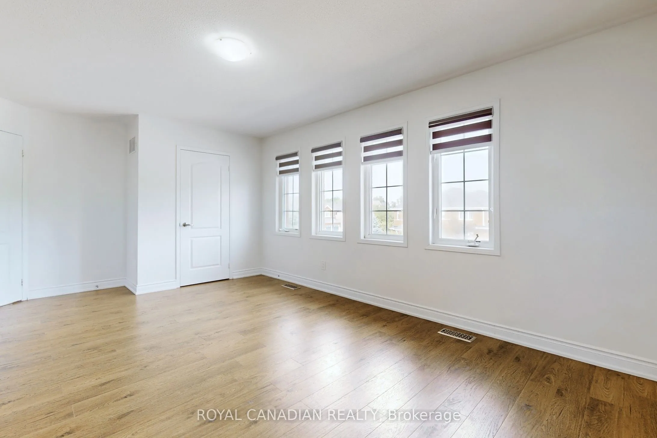 5116 Churchill Meadows Boulevard W, #Upper