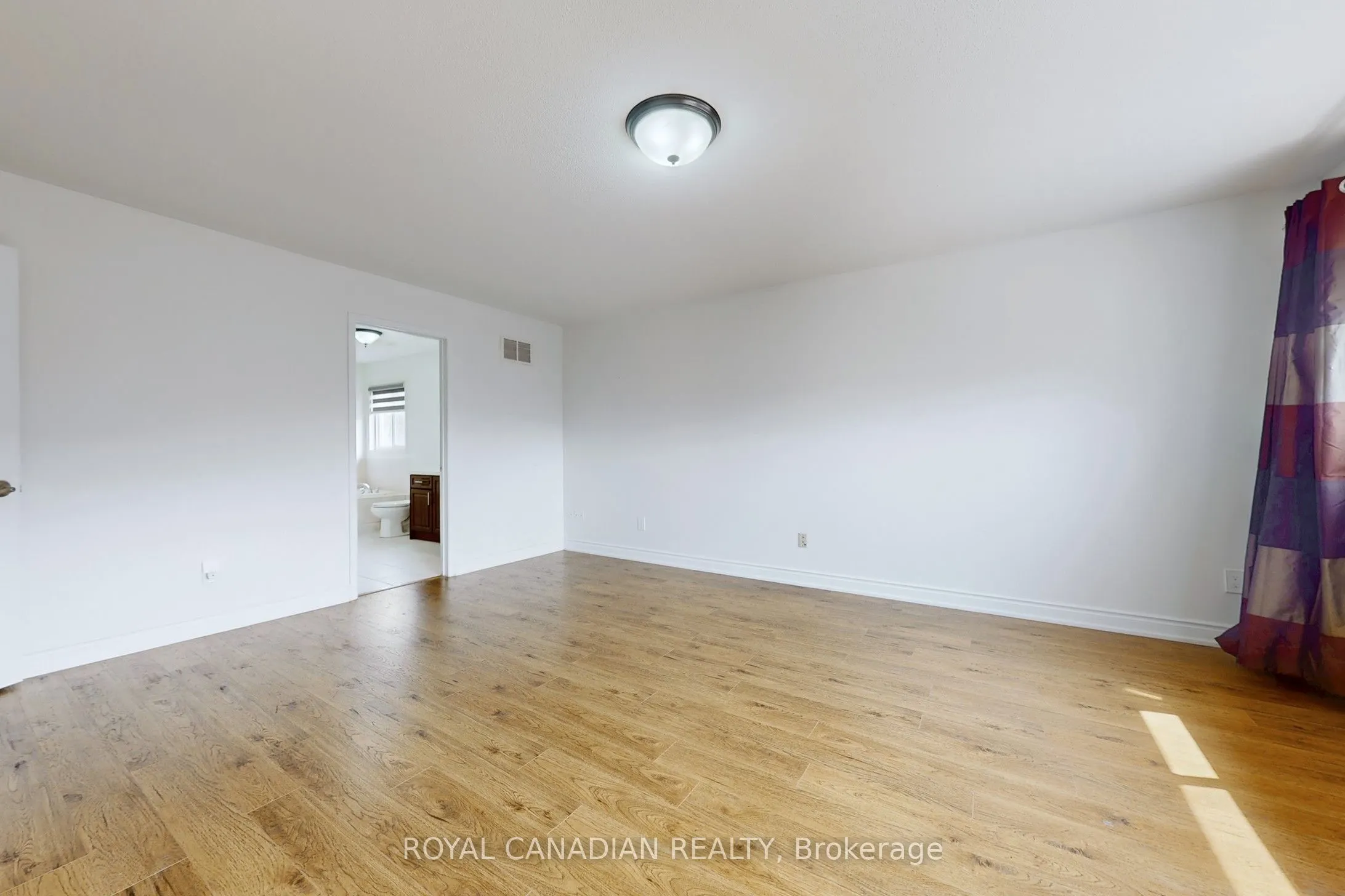 5116 Churchill Meadows Boulevard W, #Upper