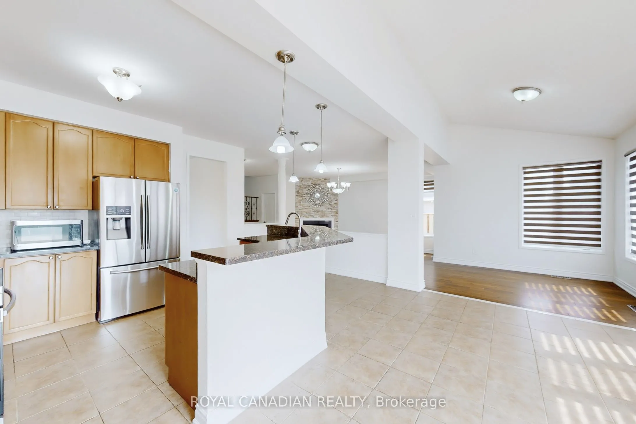 5116 Churchill Meadows Boulevard W, #Upper