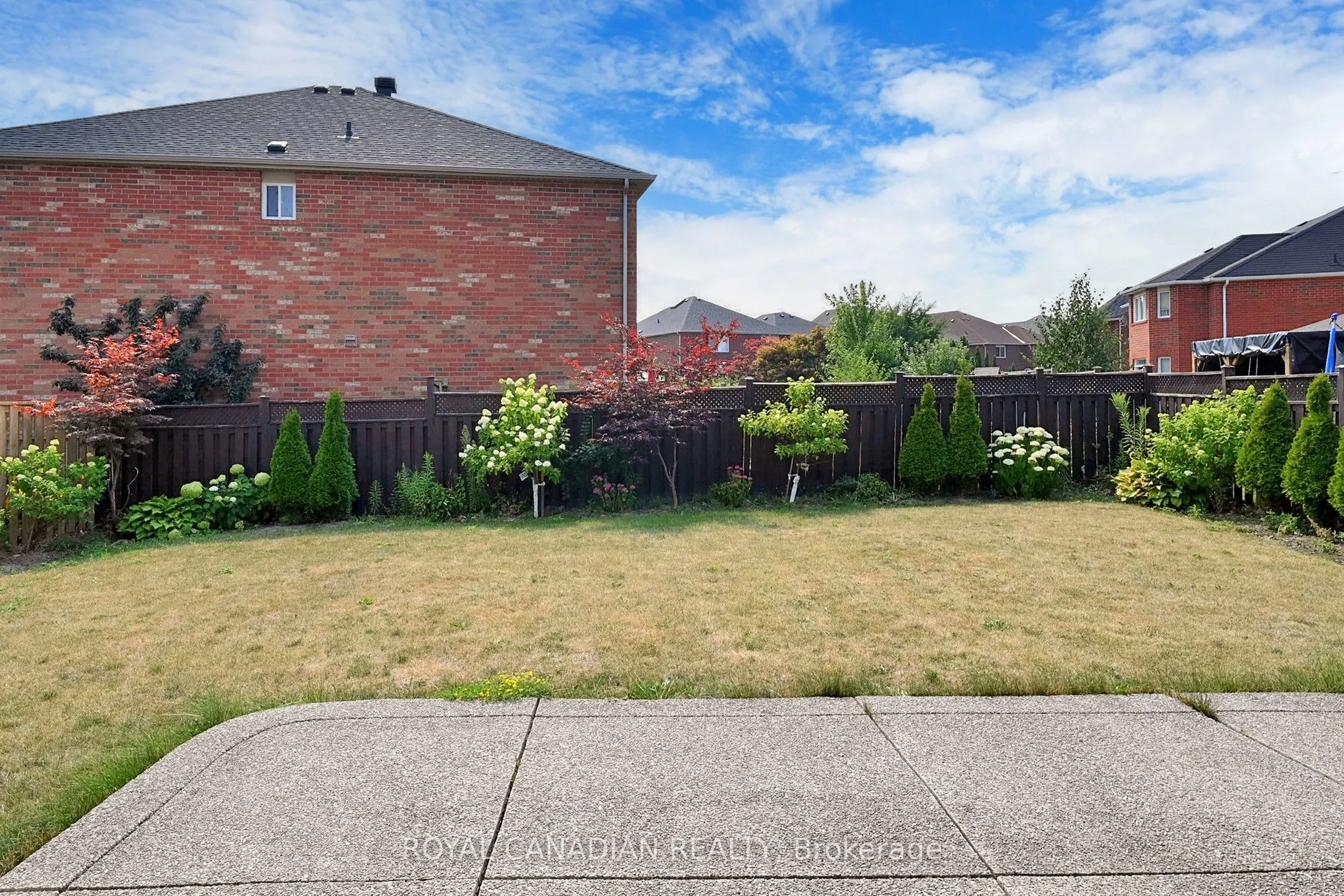 5116 Churchill Meadows Boulevard W, #Upper