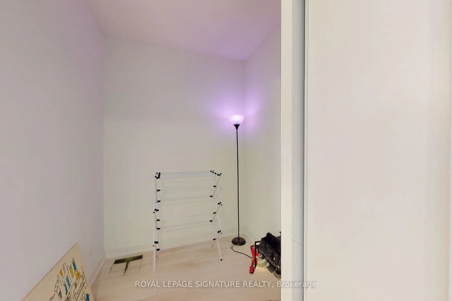 1119 Cooke Boulevard, #B126