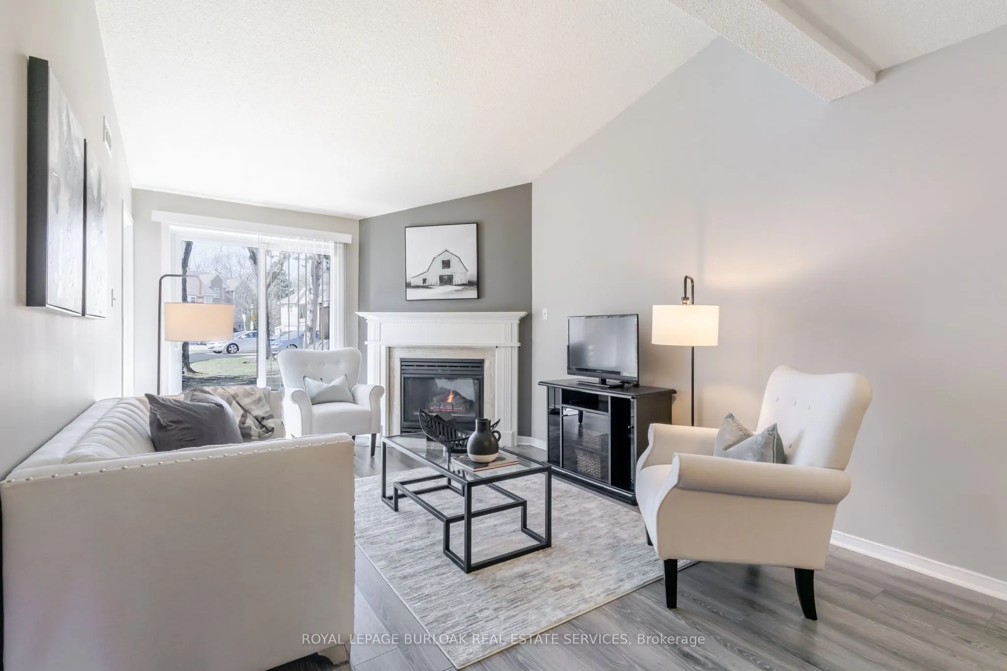 2110 Cleaver Avenue, #102