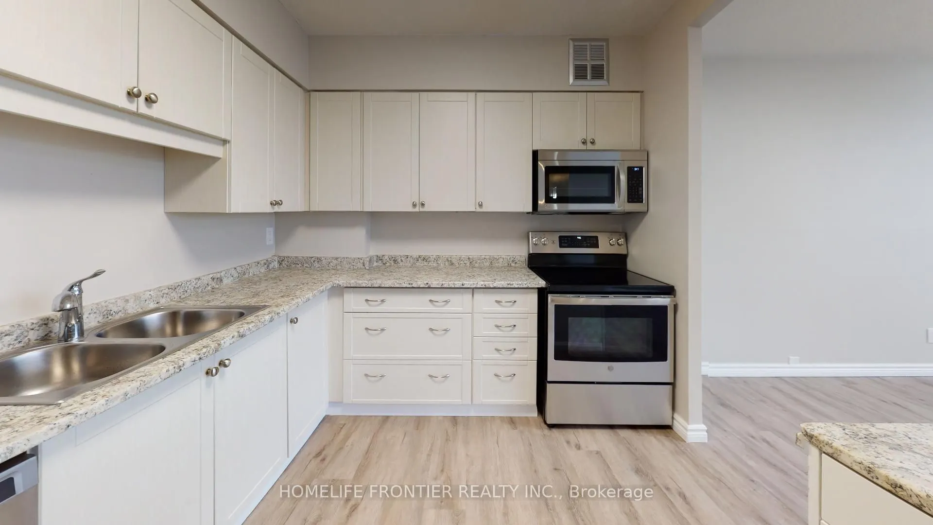 200 Robert Speck Parkway, #605