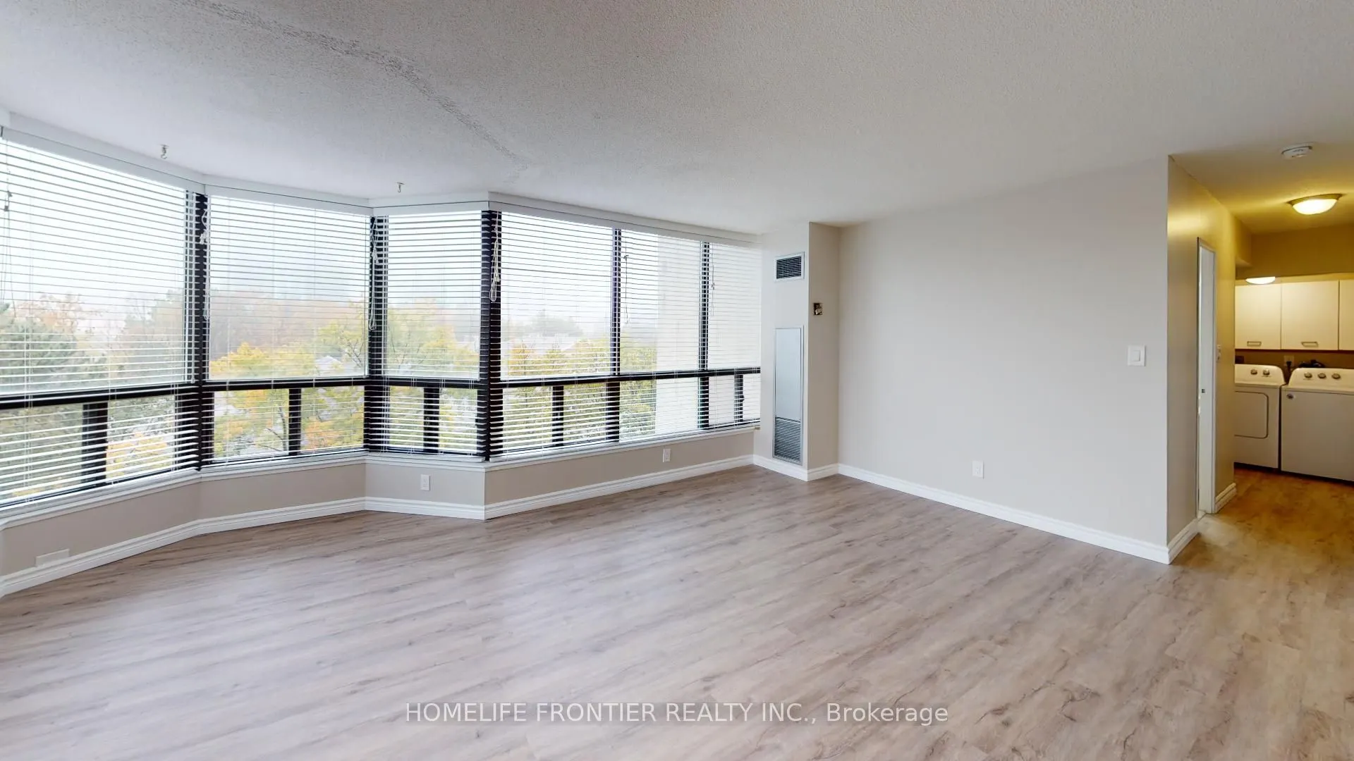 200 Robert Speck Parkway, #605