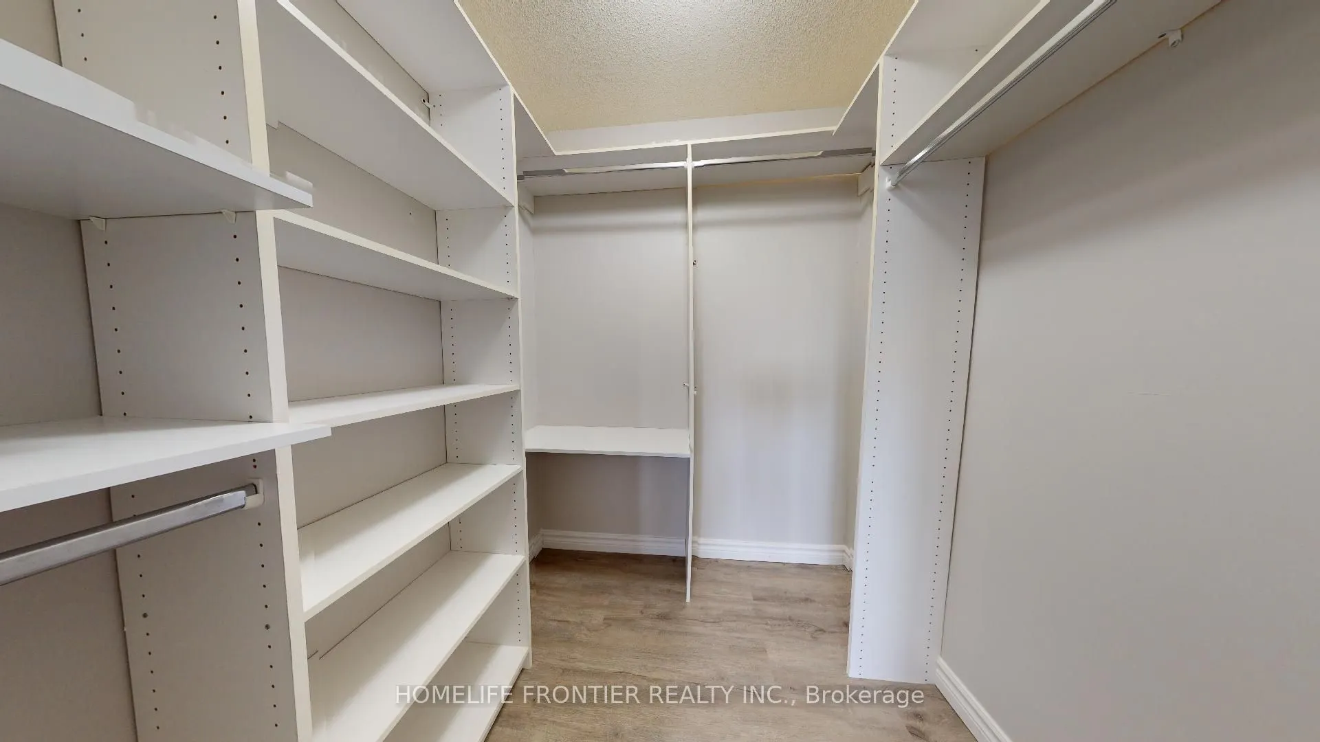 200 Robert Speck Parkway, #605